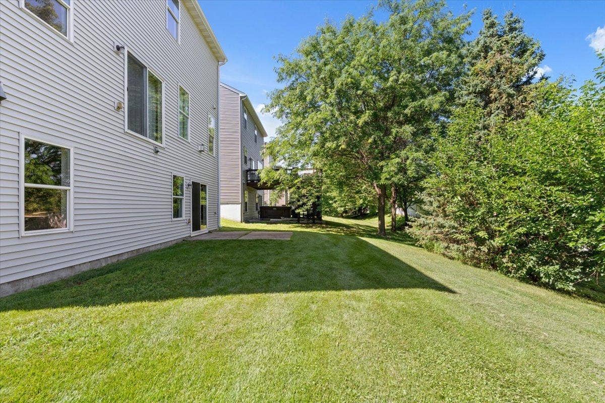 211 Pine Hollow Drive, Circle Pines, MN 55014 211 Pine Hollow Drive, Circle Pines, MN 55014