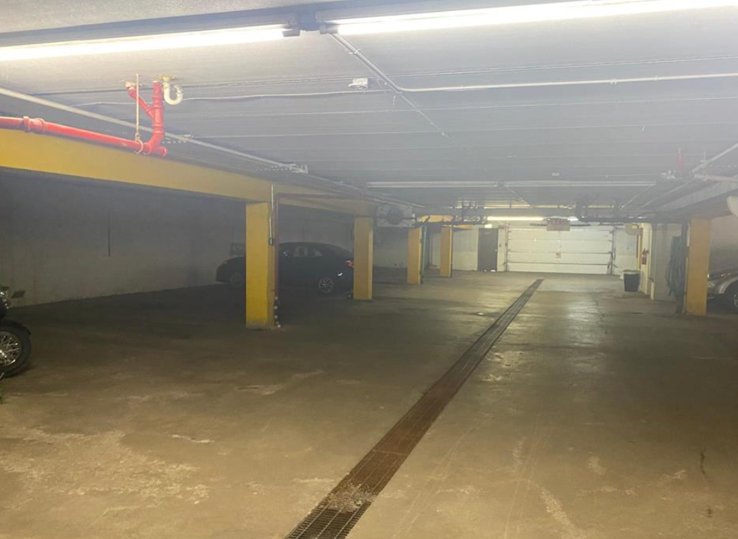 3200 Virginia Avenue S, #104, Saint Louis Park, MN 55426 Parking Garage.png