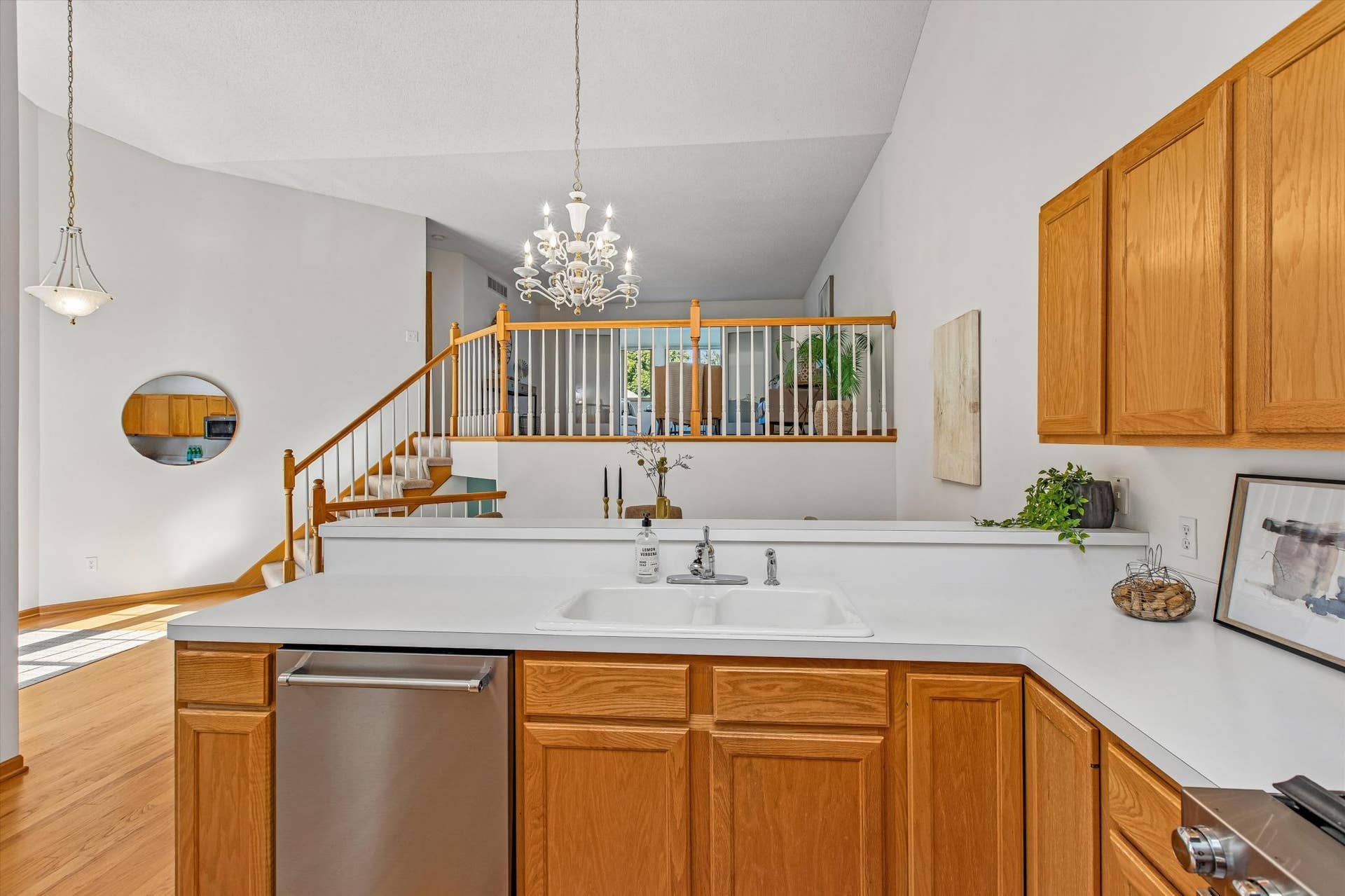 808 Winterberry Drive, Woodbury, MN 55125 06-B31A6176.jpg