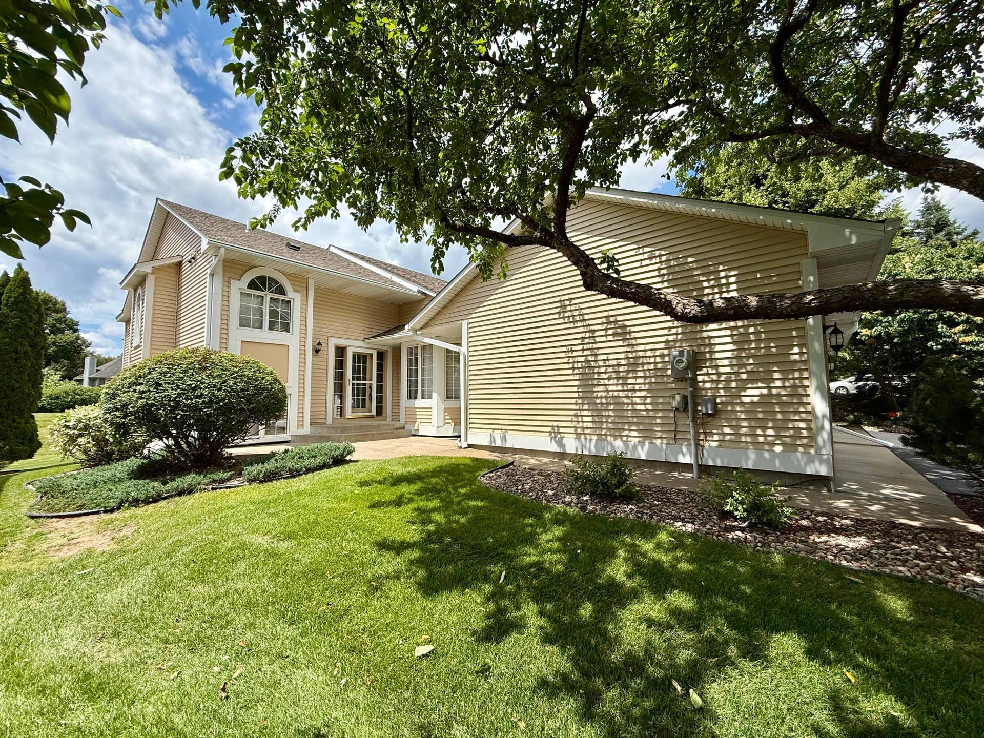 808 Winterberry Drive, Woodbury, MN 55125 IMG_9373.jpeg