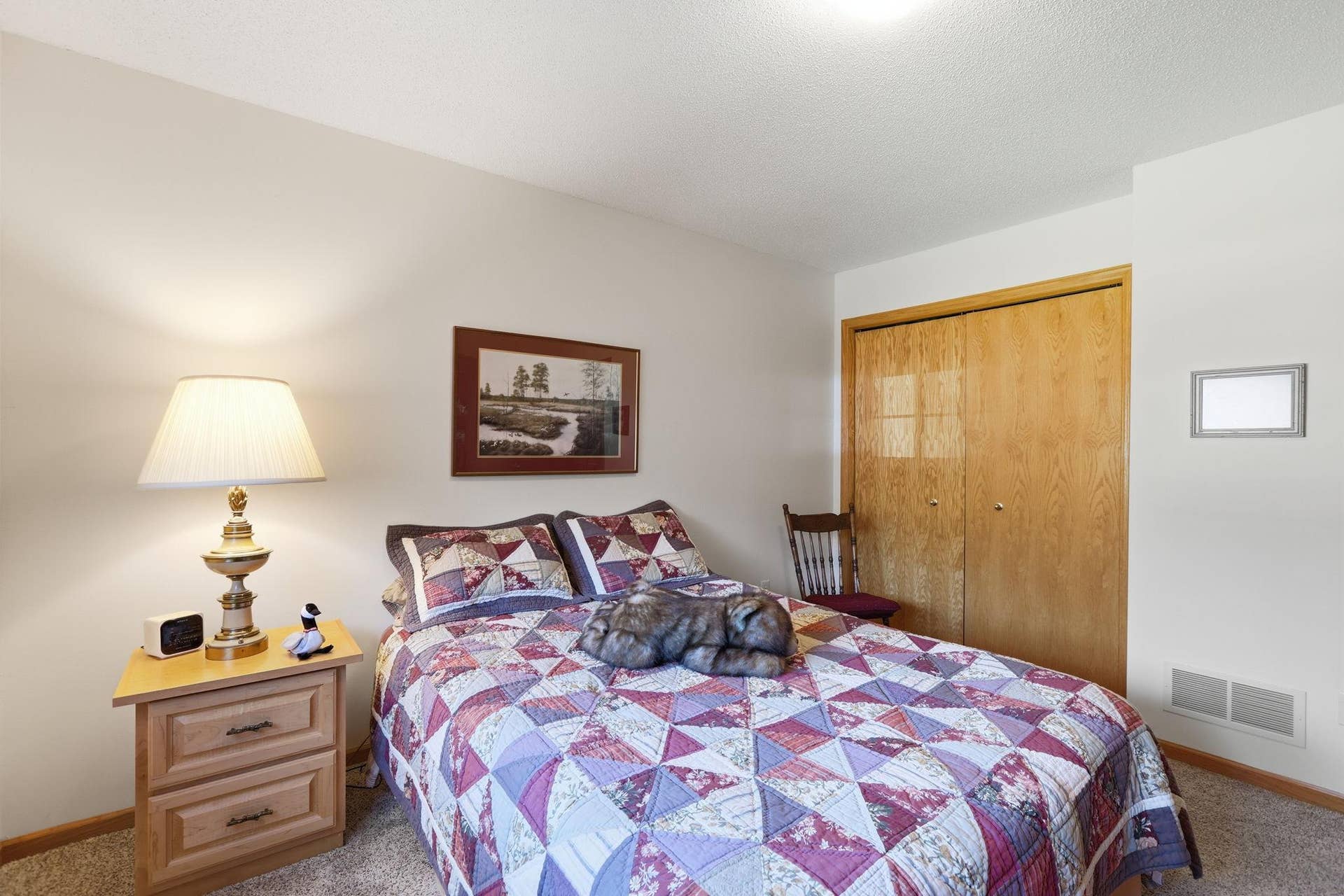 7590 Newbury Road, Woodbury, MN 55125 19-web-or-mls-IMG_8351.jpg