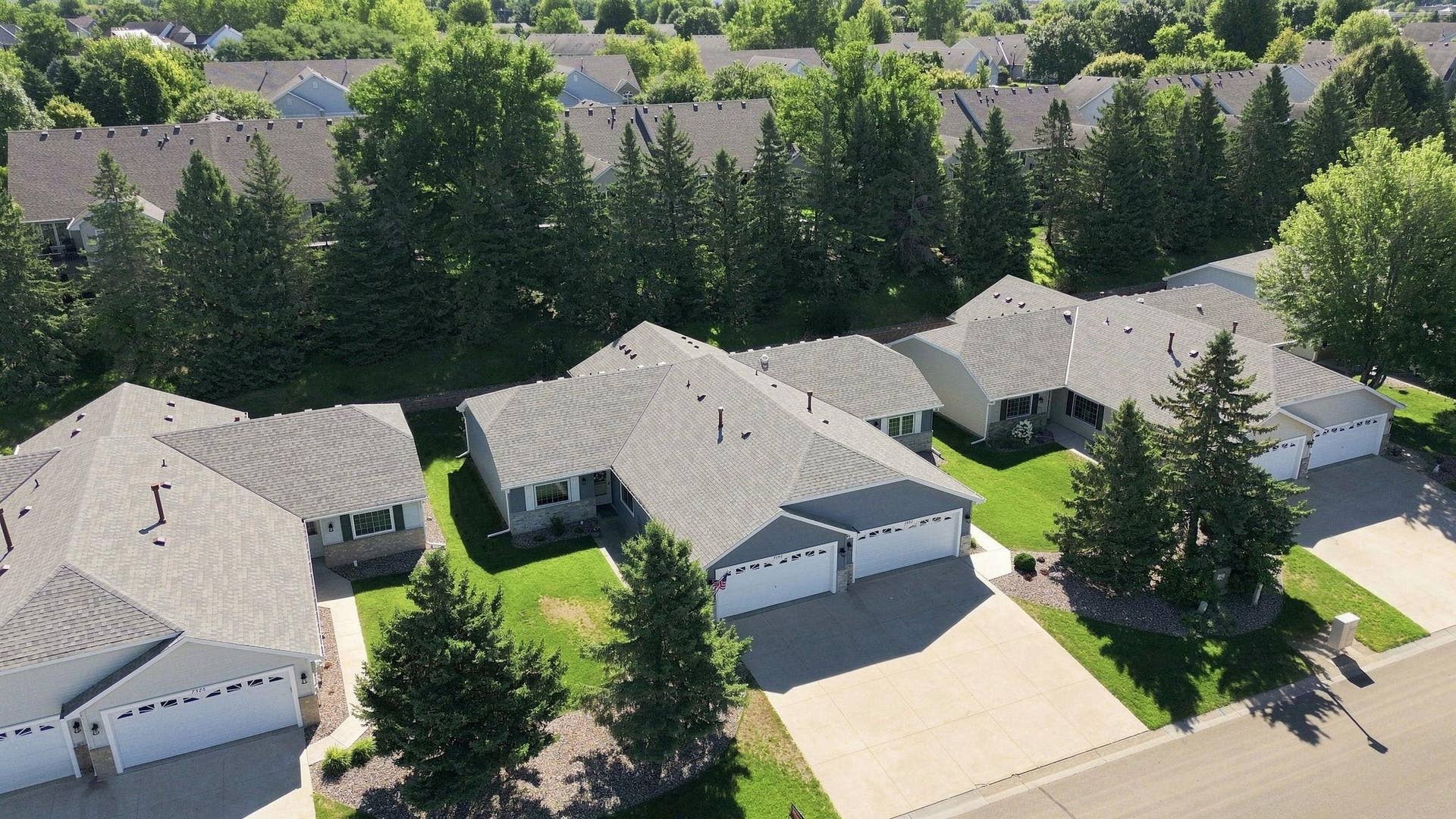 7590 Newbury Road, Woodbury, MN 55125 27-web-or-mls-DJI_0724_replaced_camera.jpg