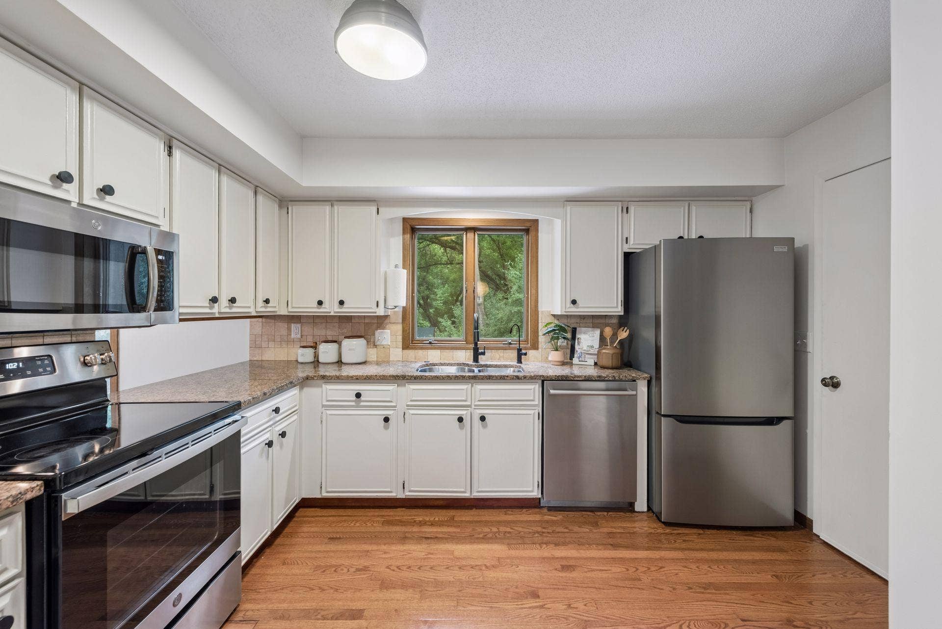 5080 Jamaca Avenue N, Lake Elmo, MN 55042 5080 Jamaca Avenue N, Lake Elmo, MN 55042