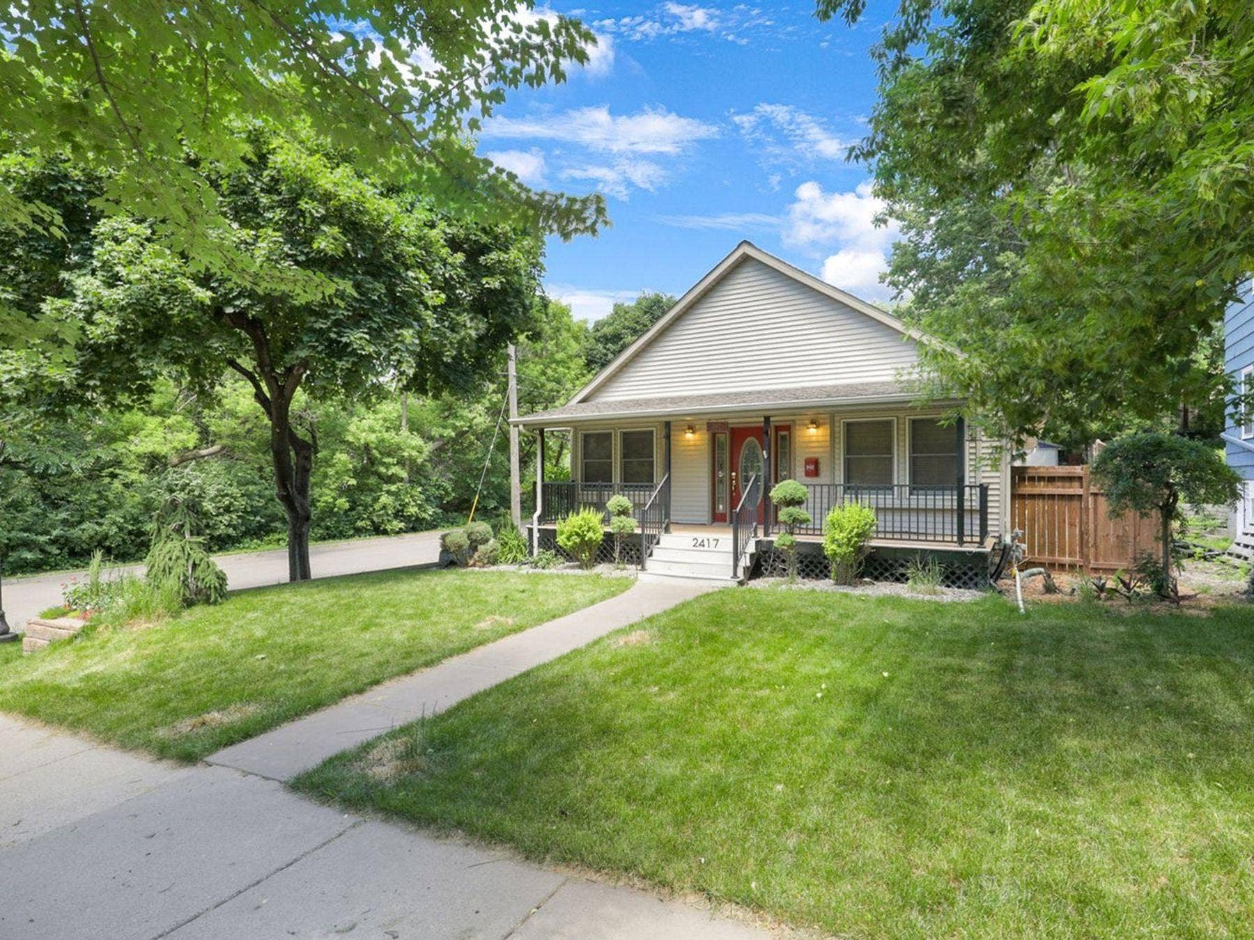 2417 Bourne Avenue, 99, Saint Paul, MN 55108 2417 Bourne Avenue, 99, Saint Paul, MN 55108