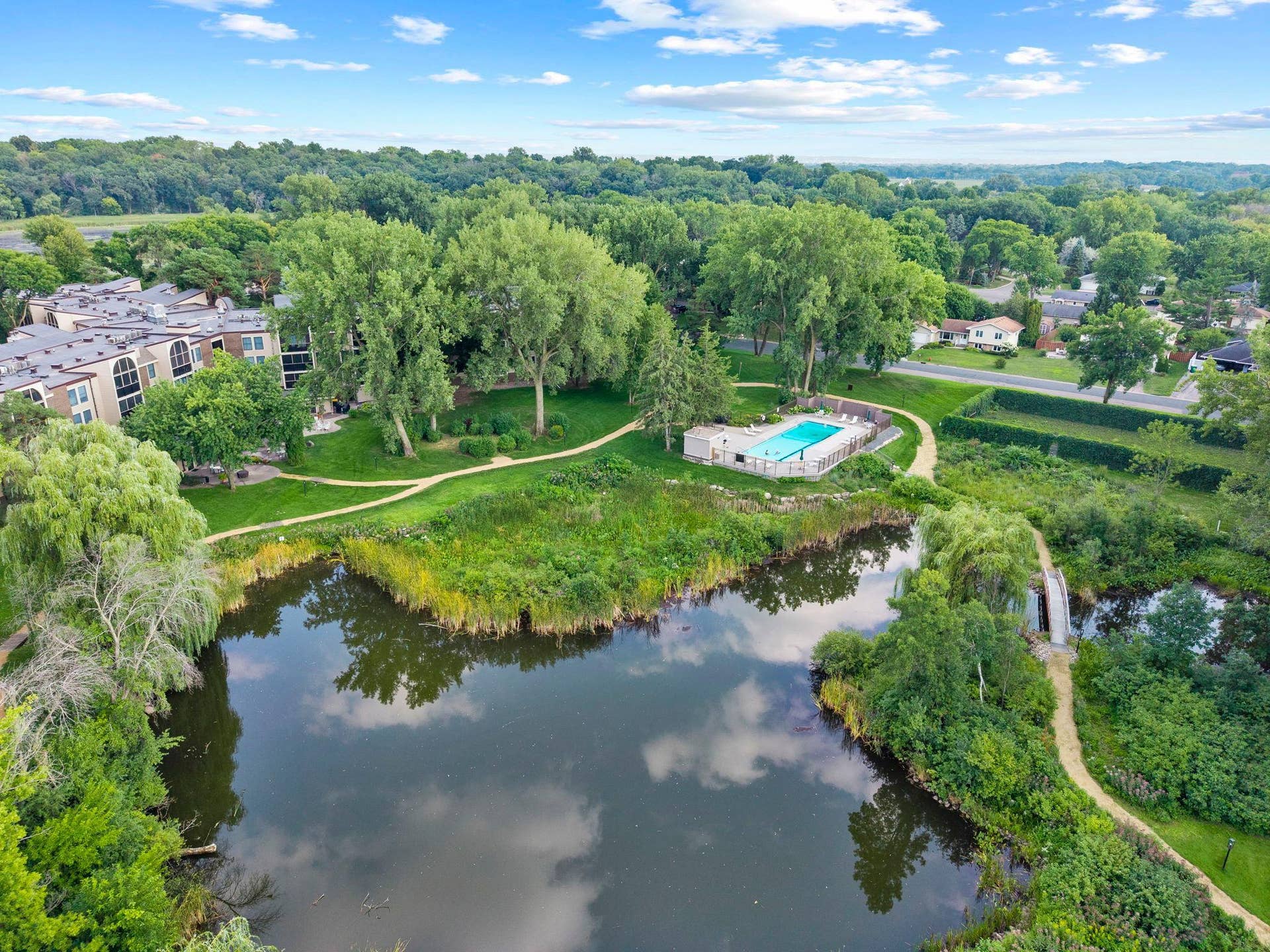 8549 Irwin Road, #126, Bloomington, MN 55437 Beautiful aerial view of grounds