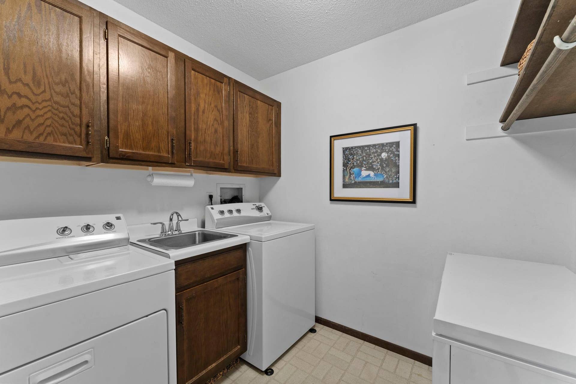 8549 Irwin Road, #126, Bloomington, MN 55437 Large in unit laundry room