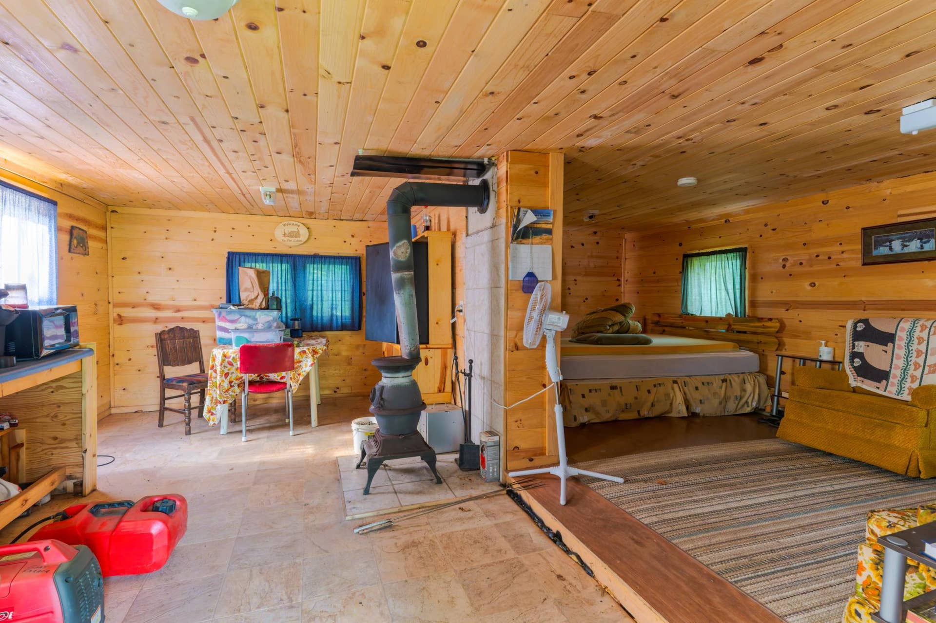 18421 Irvine Avenue NW, Bemidji, MN 56601 Upper Level Cabin Interior.jpeg