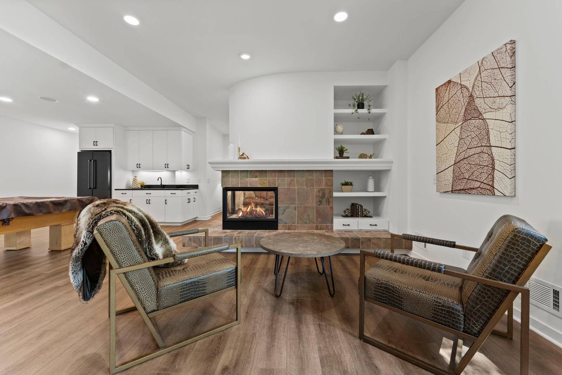 61-web-or-mls-11945 Isleton Ave N-120.jpg