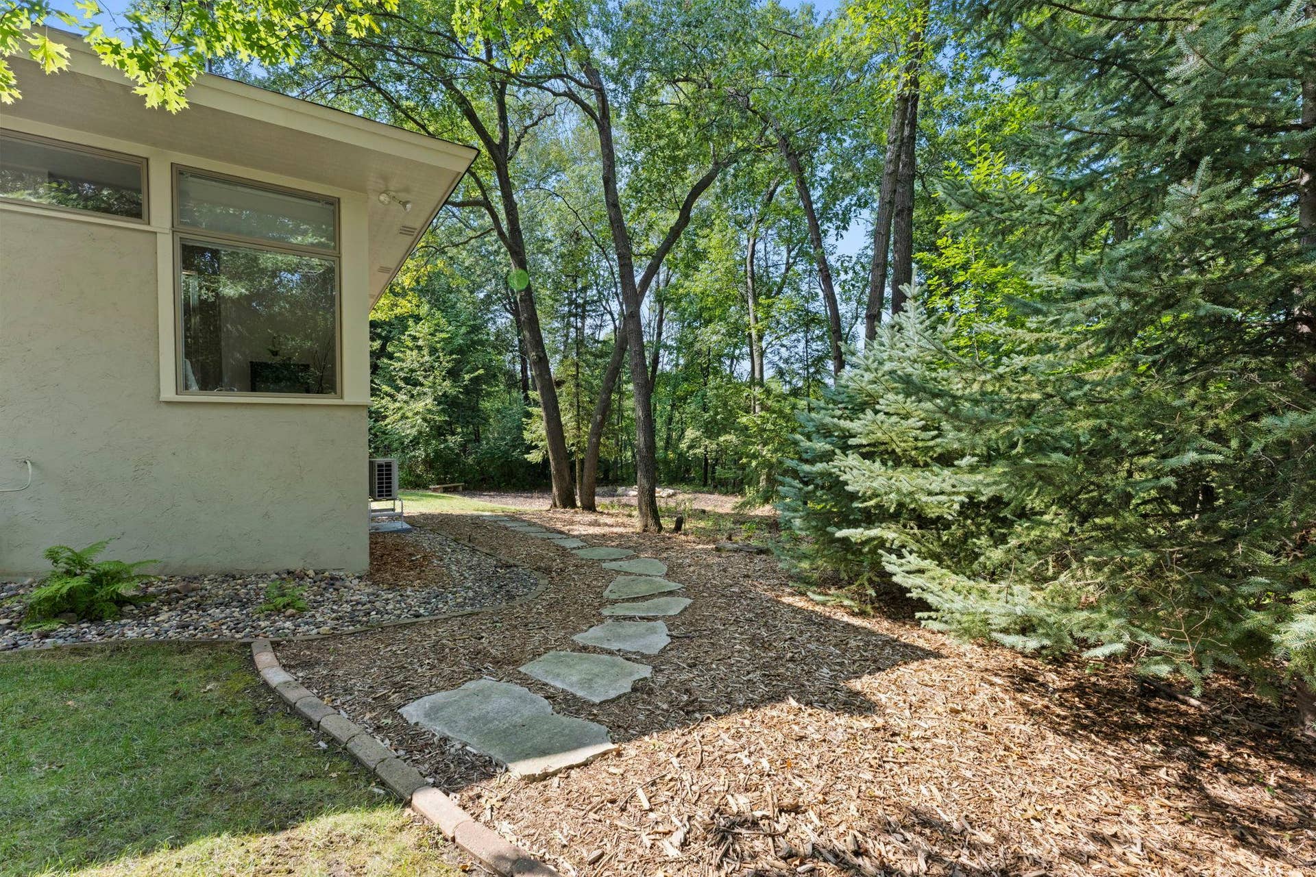95-web-or-mls-11945 Isleton Ave N-216.jpg