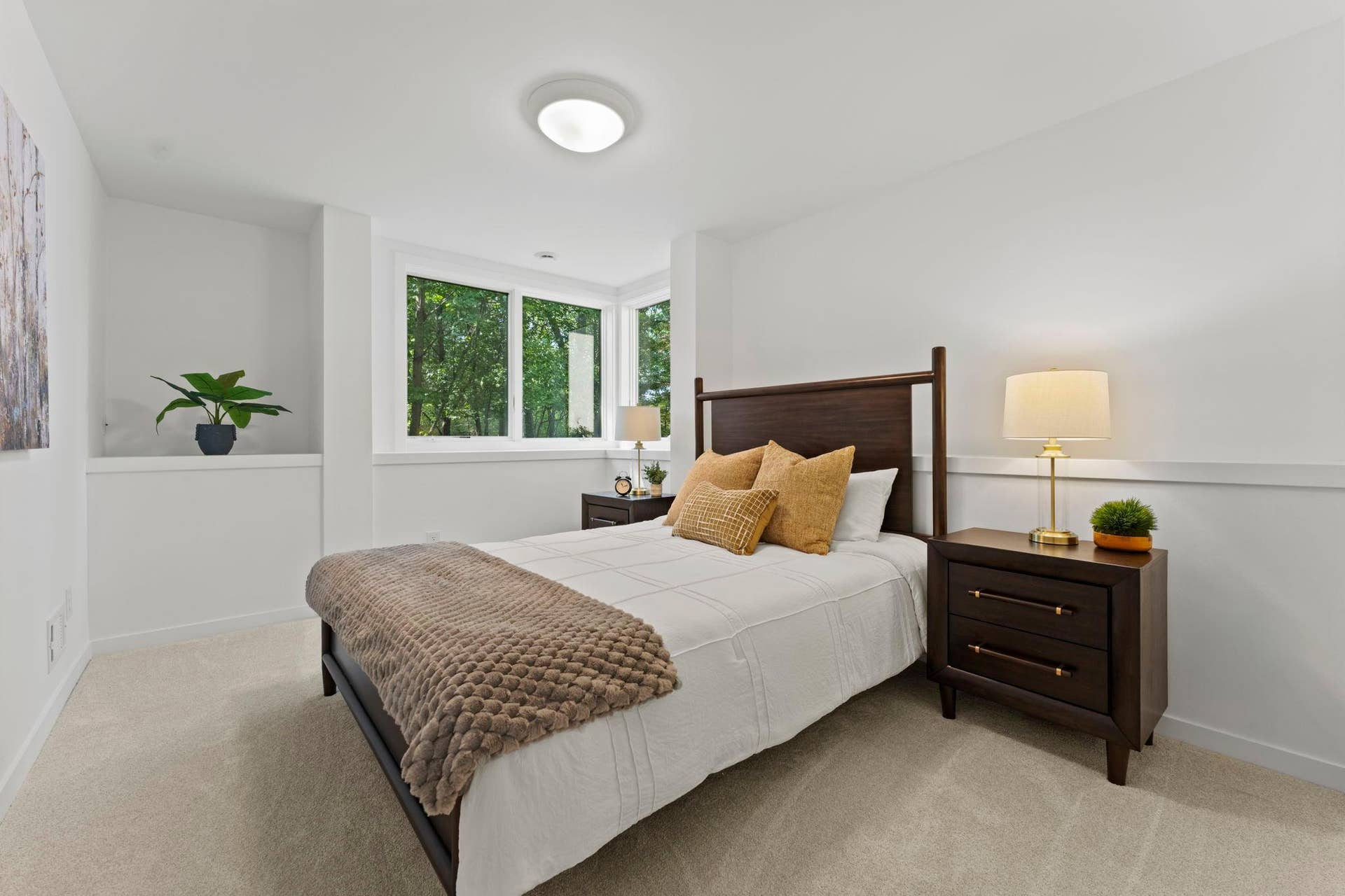 74-web-or-mls-11945 Isleton Ave N-159.jpg