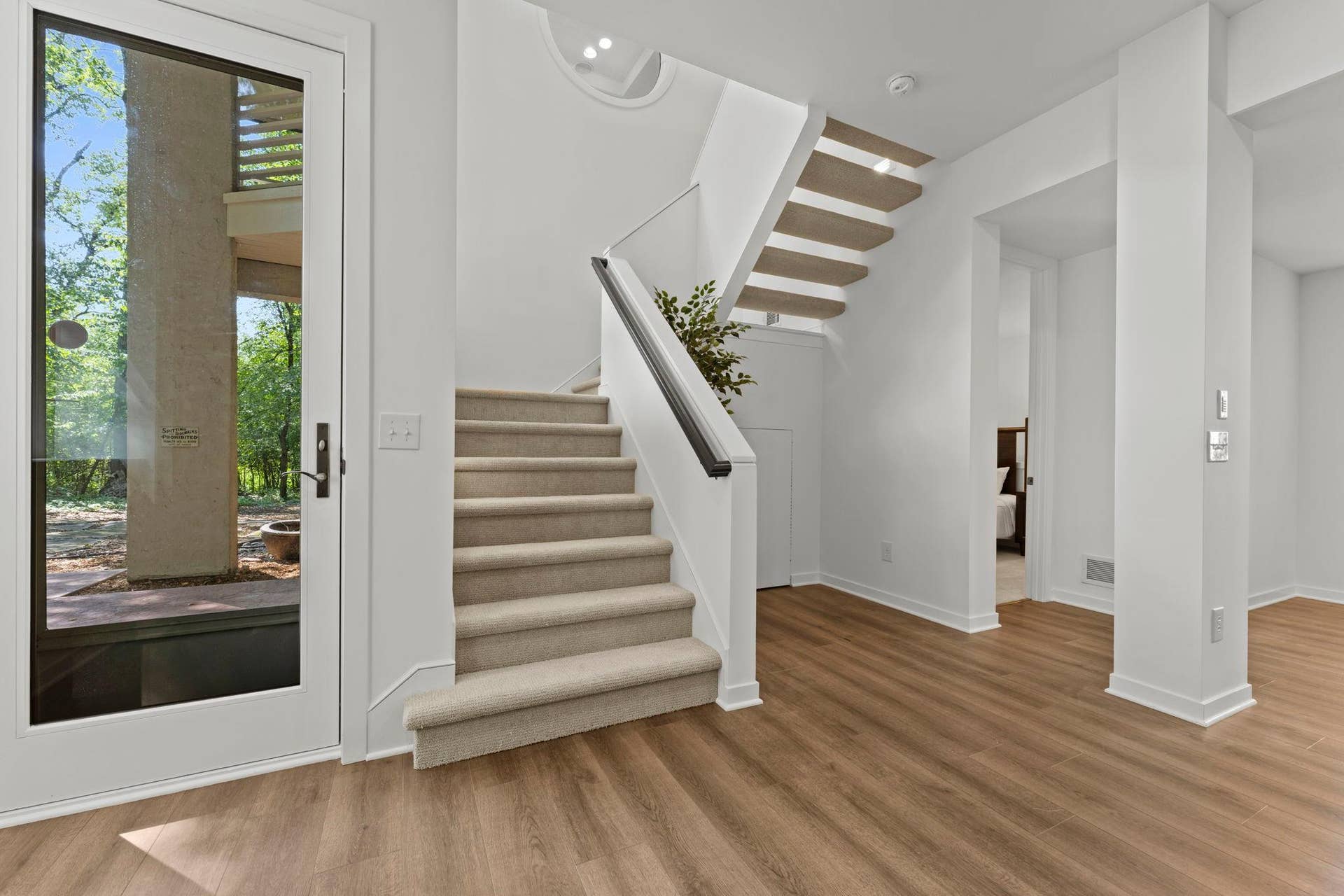 59-web-or-mls-11945 Isleton Ave N-171.jpg