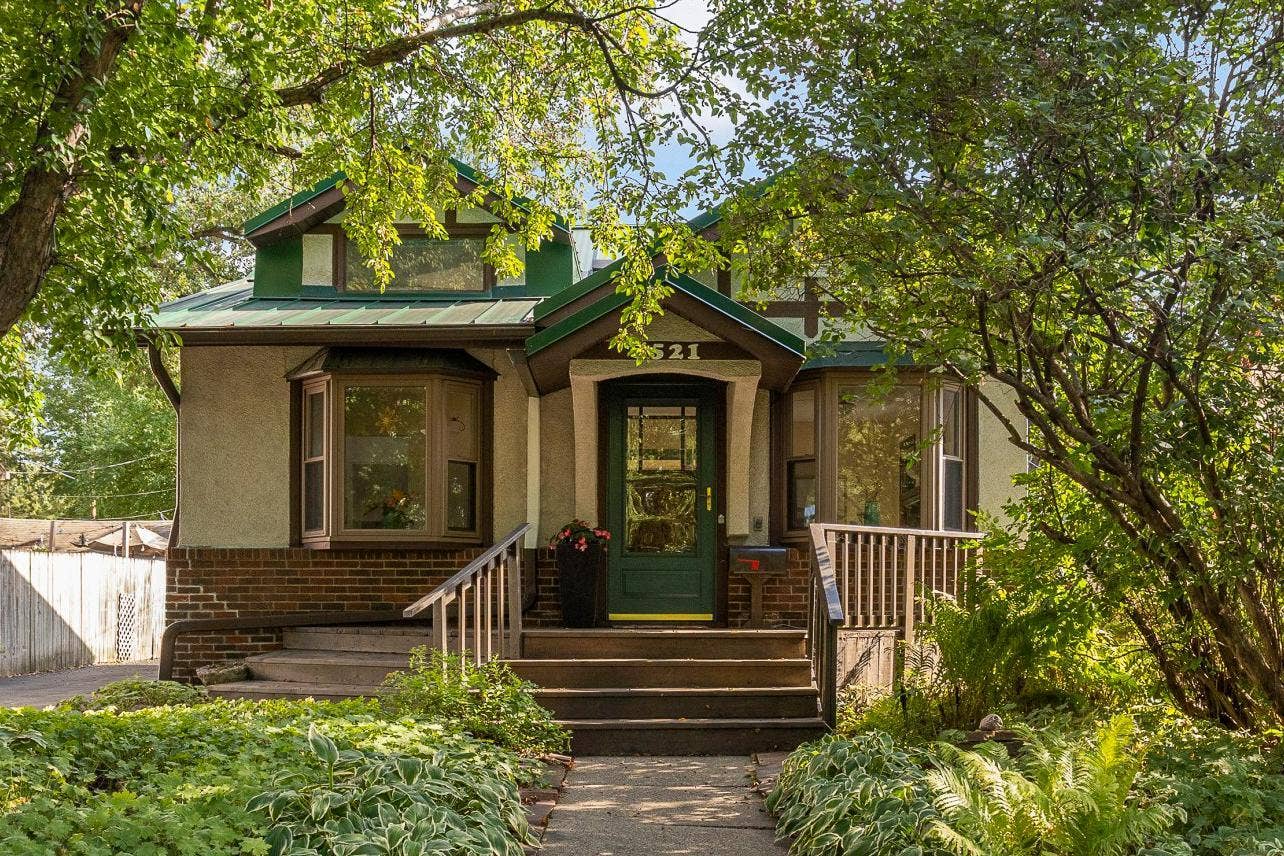 3521 E Minnehaha Parkway, 55, Minneapolis, MN 55417 This beautiful Bungalow sits in a wonderful location surrounded by nature along Minnehaha Parkway in the Nokomis East neighborhood
