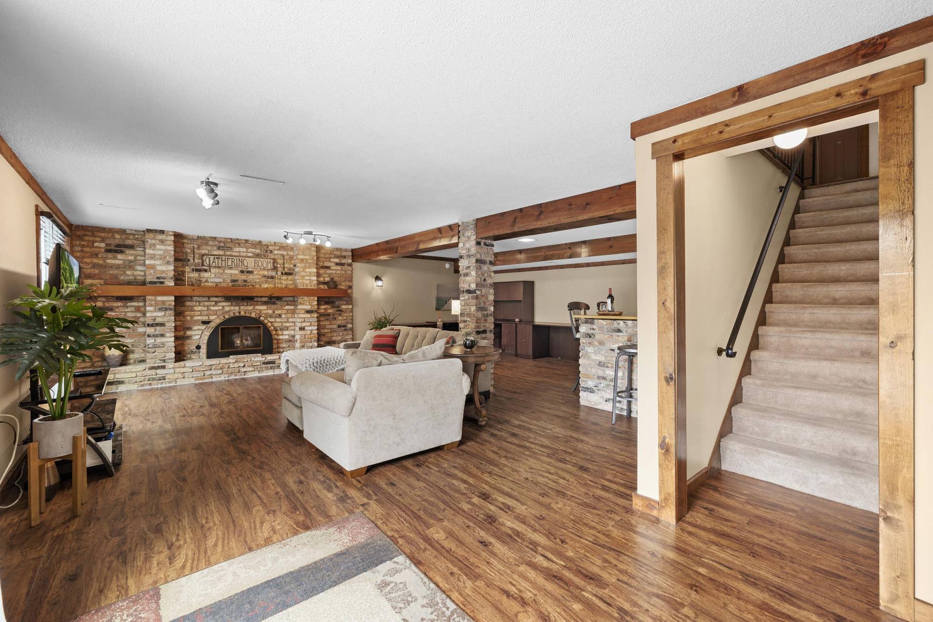7835 Berkshire Lane N, Maple Grove, MN 55311 7835 Berkshire Lane N, Maple Grove, MN 55311
