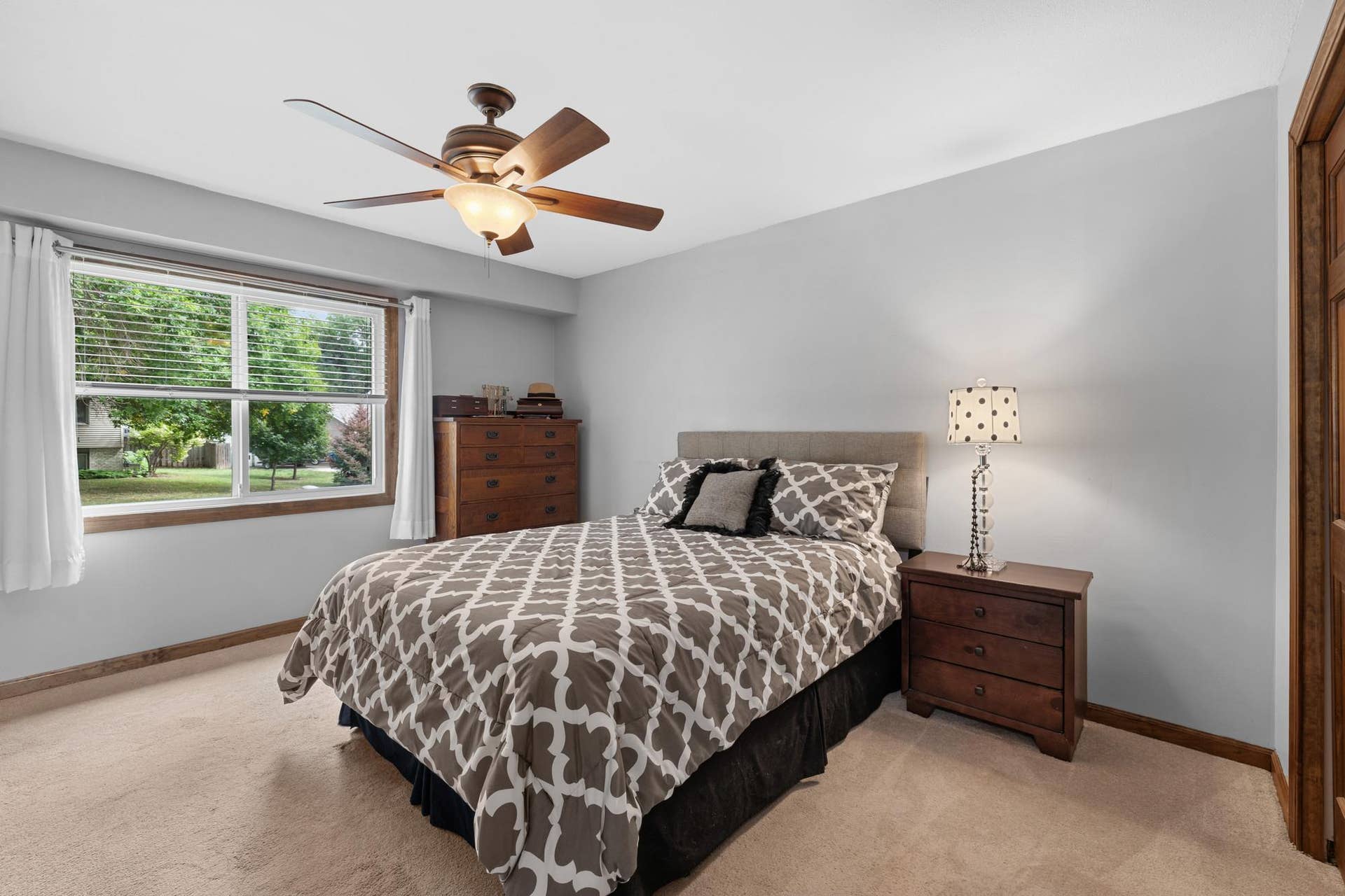 7835 Berkshire Lane N, Maple Grove, MN 55311 7835 Berkshire Lane N, Maple Grove, MN 55311