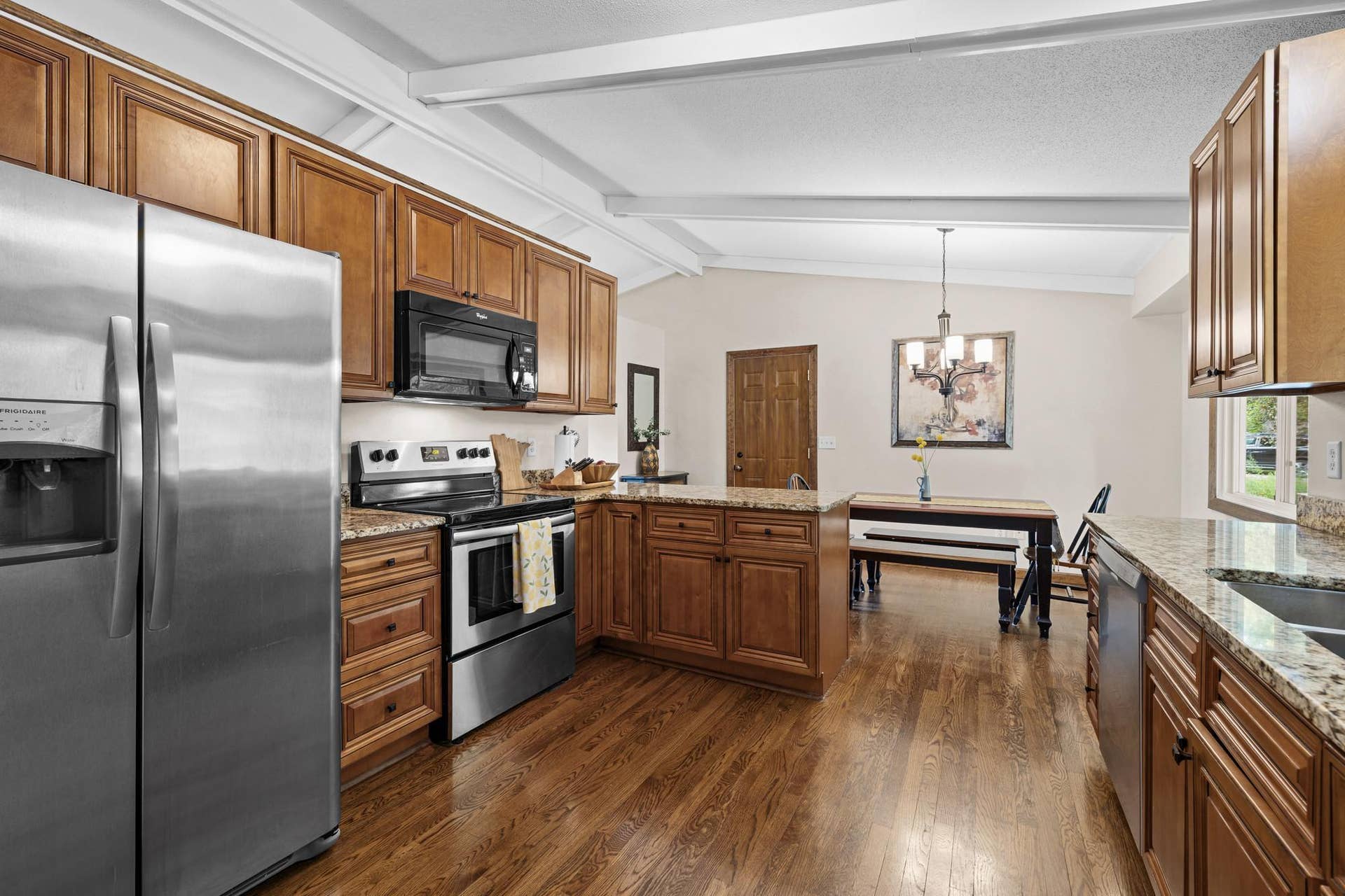7835 Berkshire Lane N, Maple Grove, MN 55311 7835 Berkshire Lane N, Maple Grove, MN 55311