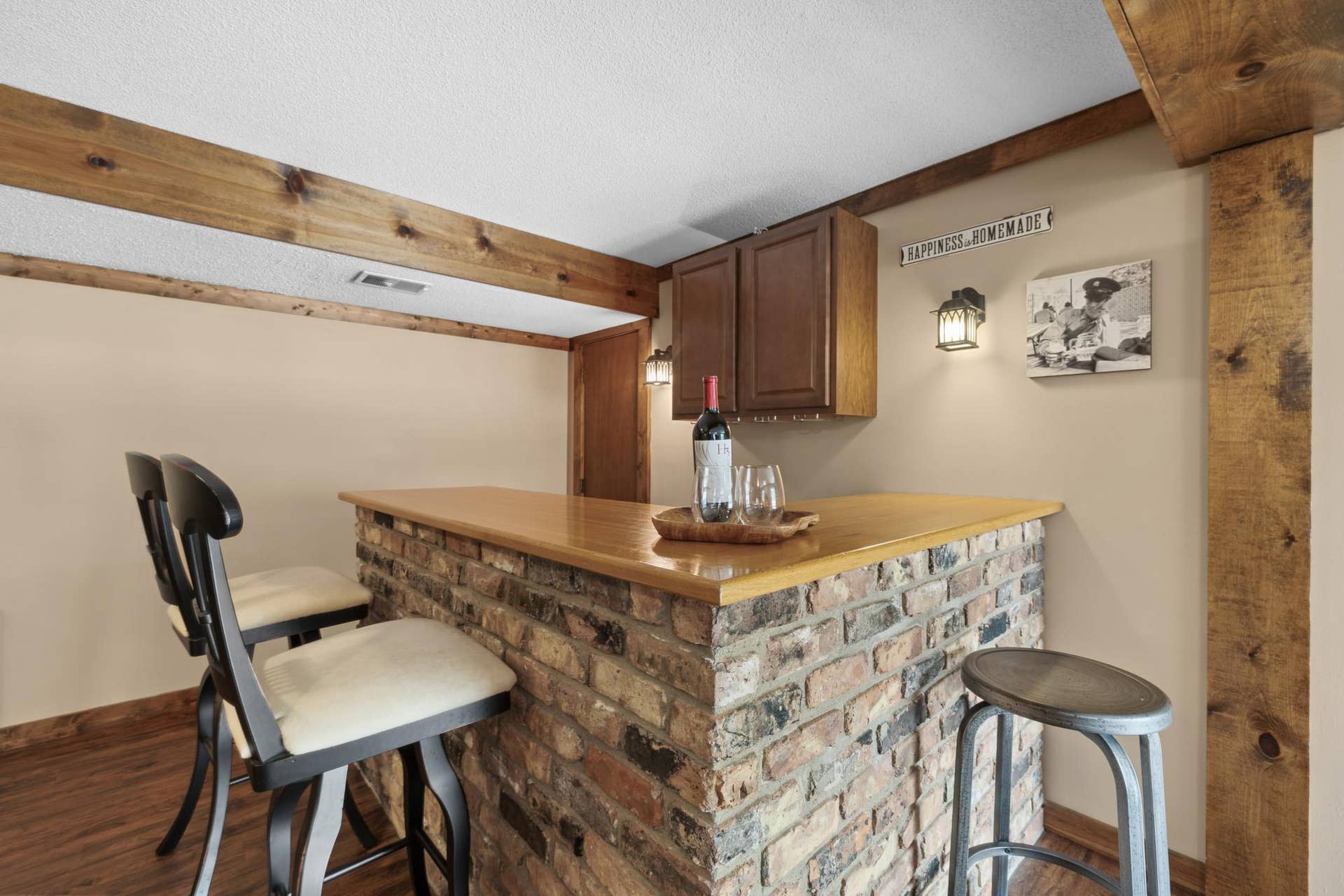 7835 Berkshire Lane N, Maple Grove, MN 55311 7835 Berkshire Lane N, Maple Grove, MN 55311