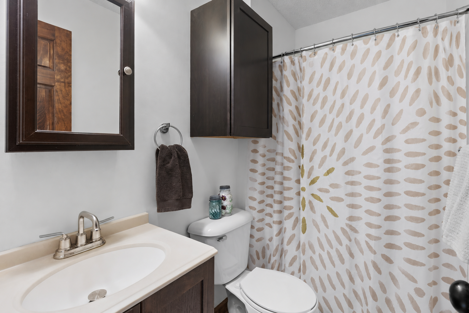 7835 Berkshire Lane N, Maple Grove, MN 55311 7835 Berkshire Lane N, Maple Grove, MN 55311