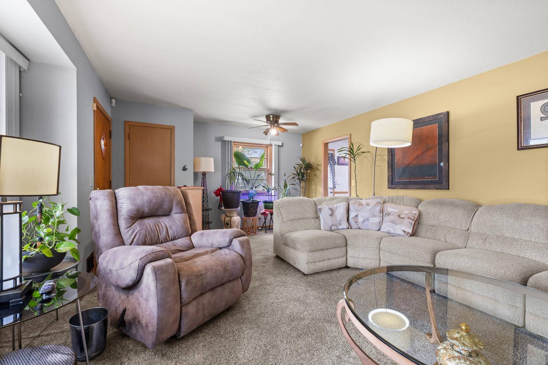 6701 Regent Avenue N, Brooklyn Center, MN 55429 6701 Regent Avenue N, Brooklyn Center, MN 55429