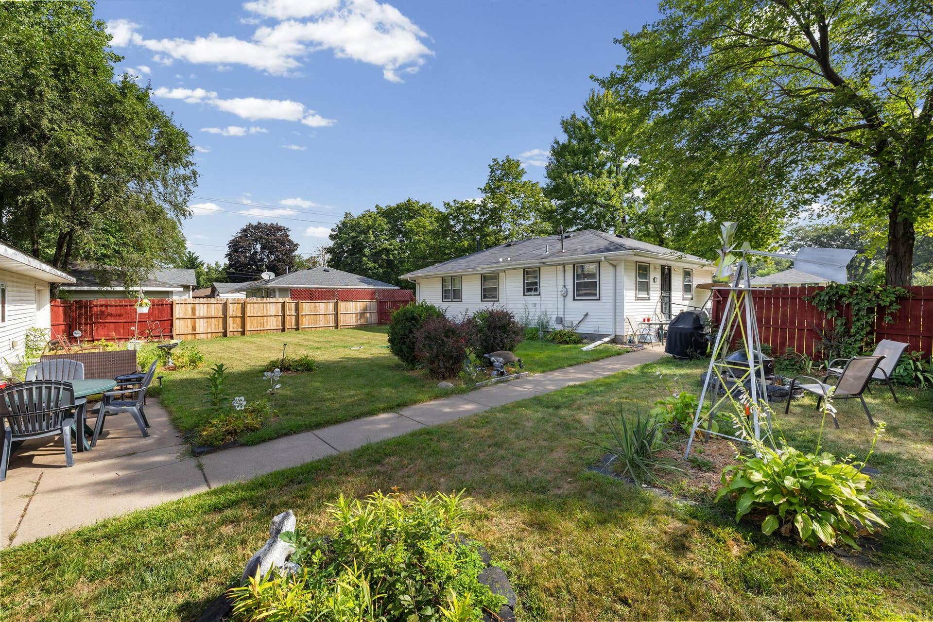 6701 Regent Avenue N, Brooklyn Center, MN 55429 6701 Regent Avenue N, Brooklyn Center, MN 55429