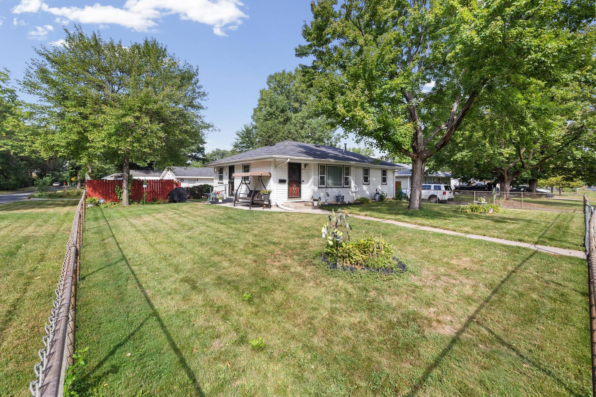 6701 Regent Avenue N, Brooklyn Center, MN 55429 6701 Regent Avenue N, Brooklyn Center, MN 55429