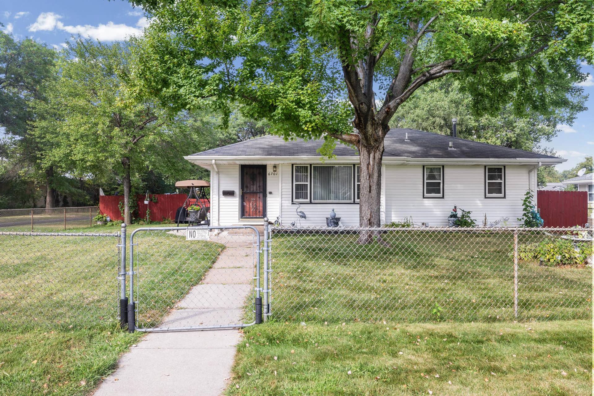 6701 Regent Avenue N, Brooklyn Center, MN 55429 6701 Regent Avenue N, Brooklyn Center, MN 55429