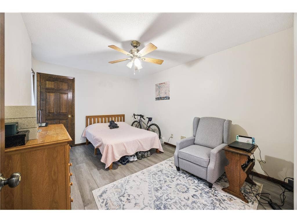 1604 Elliot Avenue, 24, Minneapolis, MN 55404 1604 Elliot Avenue, 24, Minneapolis, MN 55404