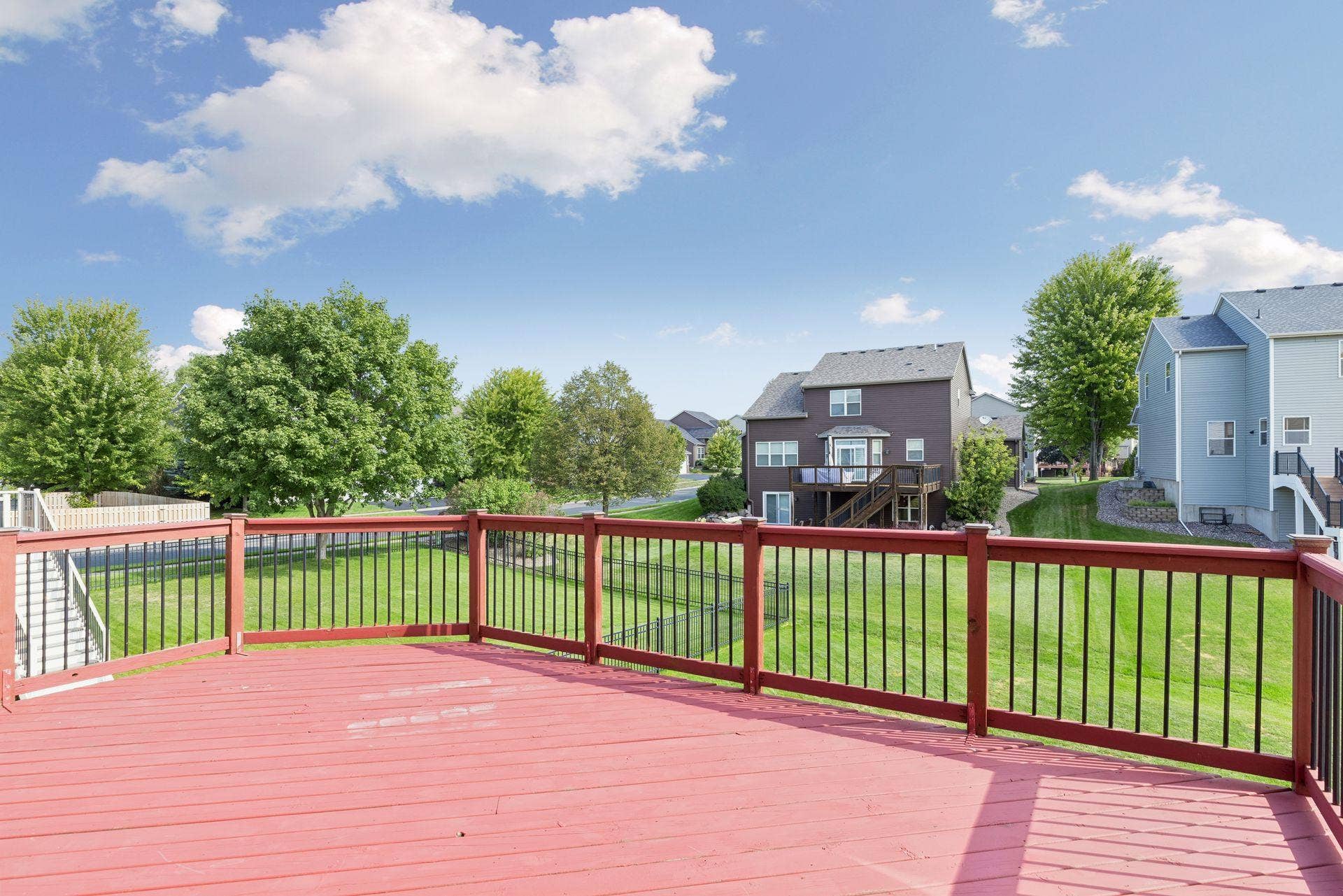 Large deck for relaxing or entertaining