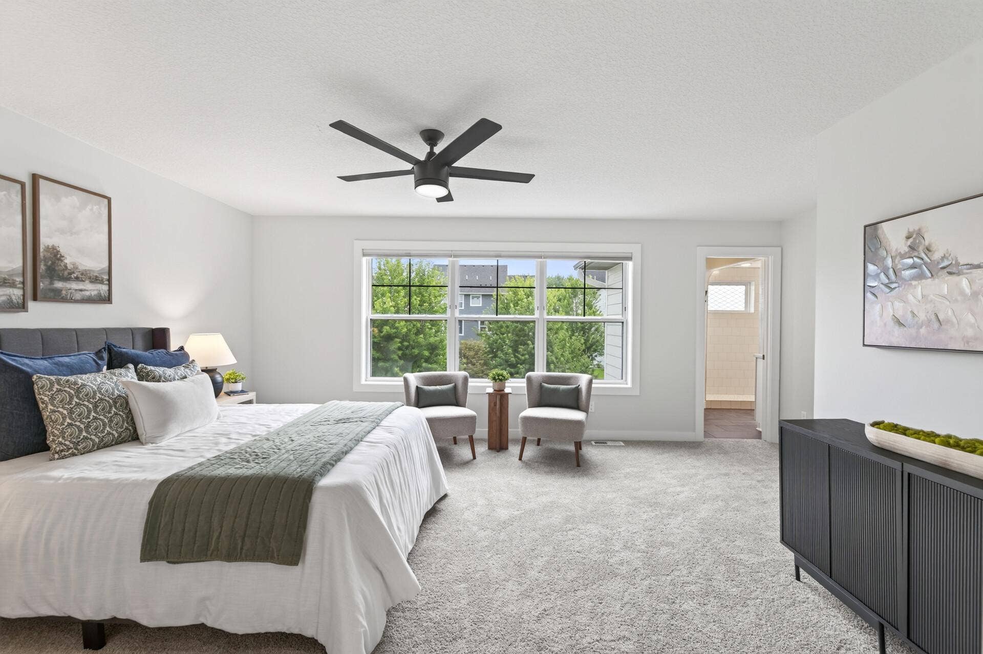 9960 Arrowwood Trail, Woodbury, MN 55129 Primary bedroom suite with 3/4 bathroom and walk-in closet