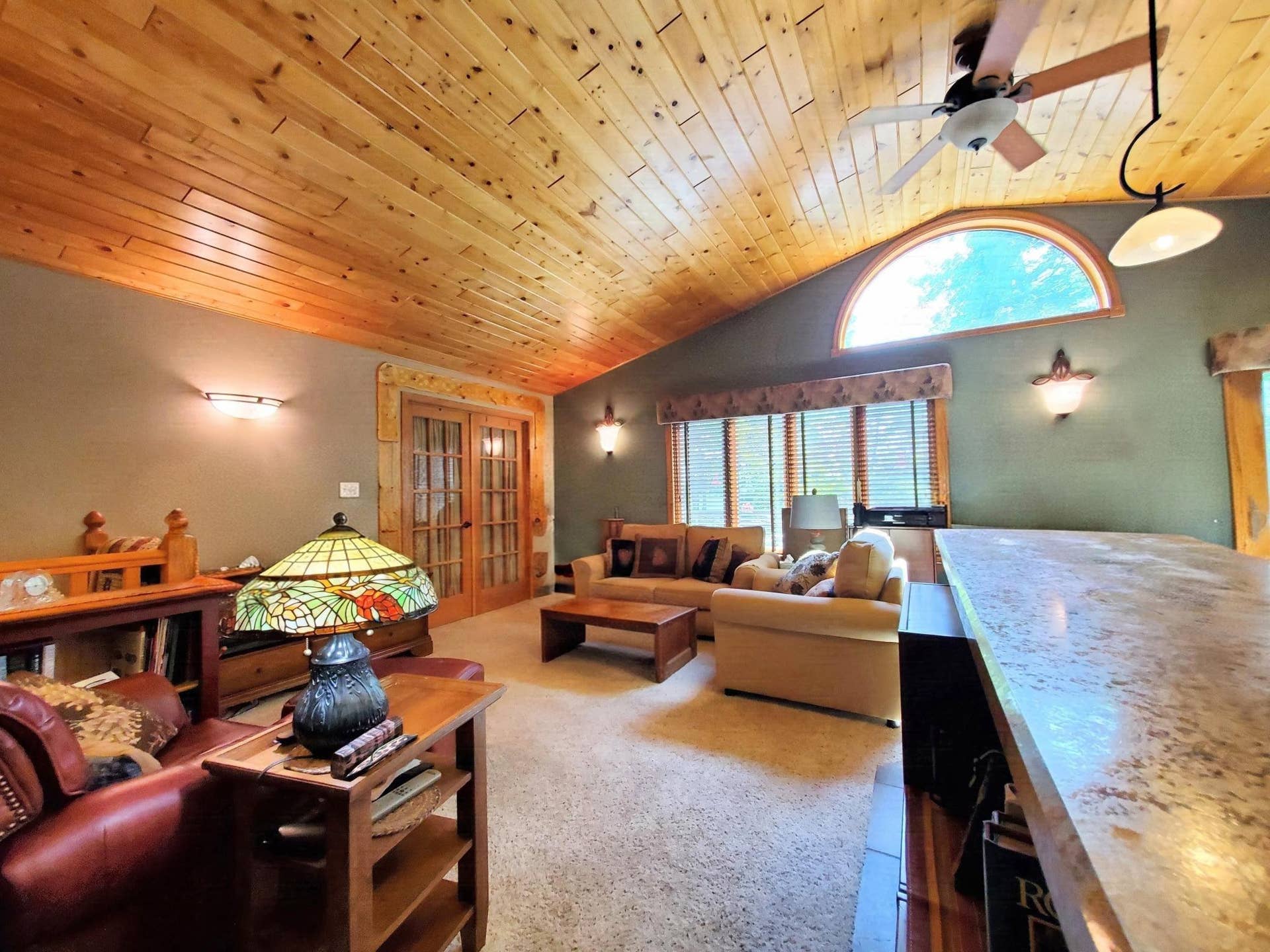 4050 Gryce Styne Road NE, Bemidji, MN 56601 living room