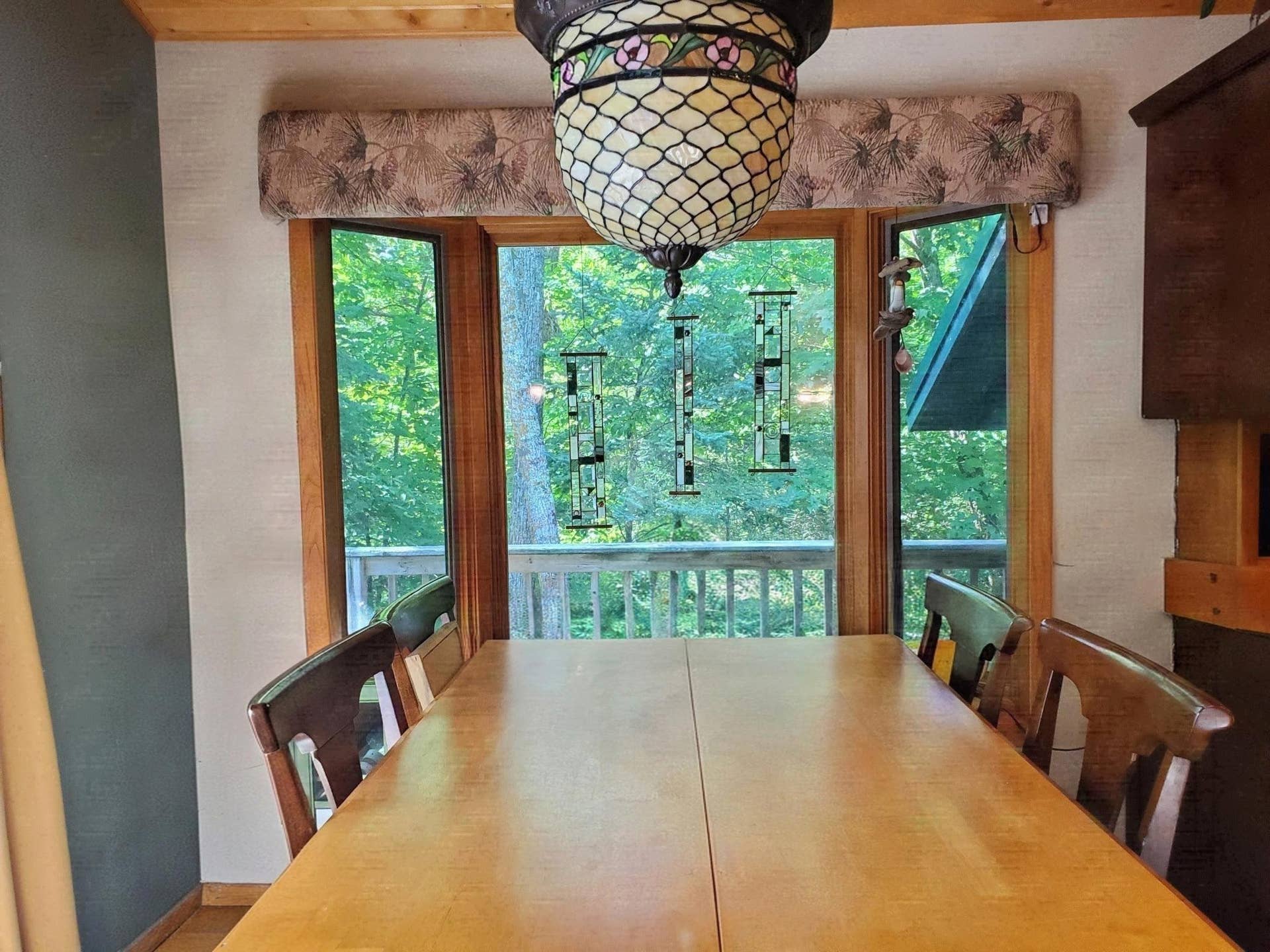 4050 Gryce Styne Road NE, Bemidji, MN 56601 Dining Room