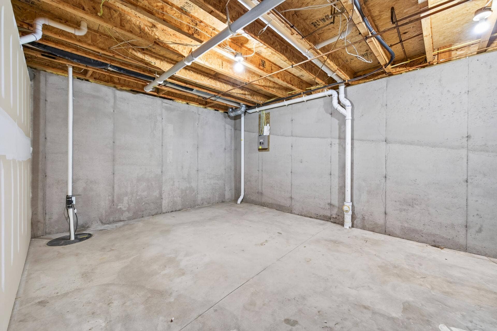 10986 Thone Road, Woodbury, MN 55129 10986 Thone Road, Woodbury, MN 55129