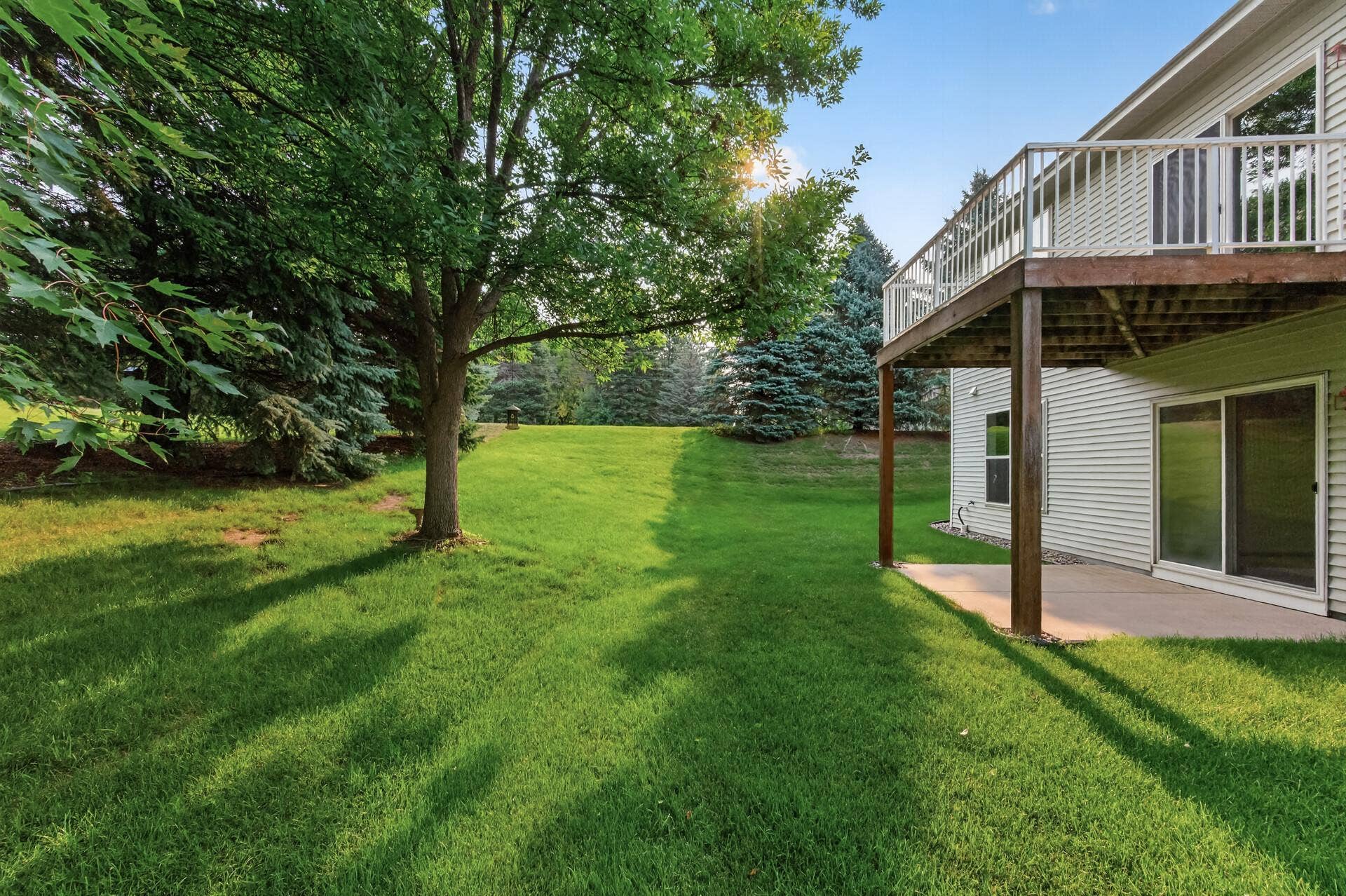 10986 Thone Road, Woodbury, MN 55129 10986 Thone Road, Woodbury, MN 55129