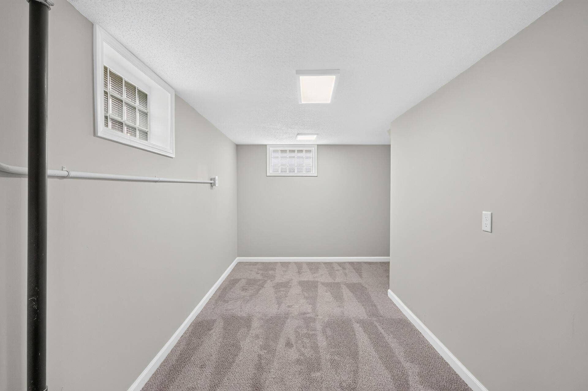 5307 66th Avenue N, Brooklyn Center, MN 55429 Flex Room - Lower Level
