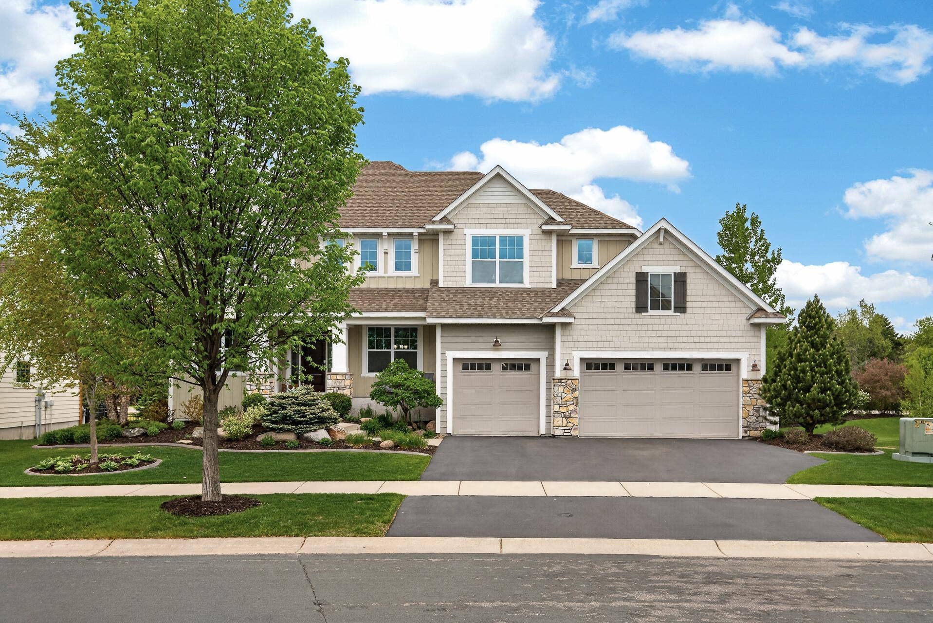 4146 N Lady Slipper Road, Lake Elmo, MN 55042 4146 N Lady Slipper Road, Lake Elmo, MN 55042