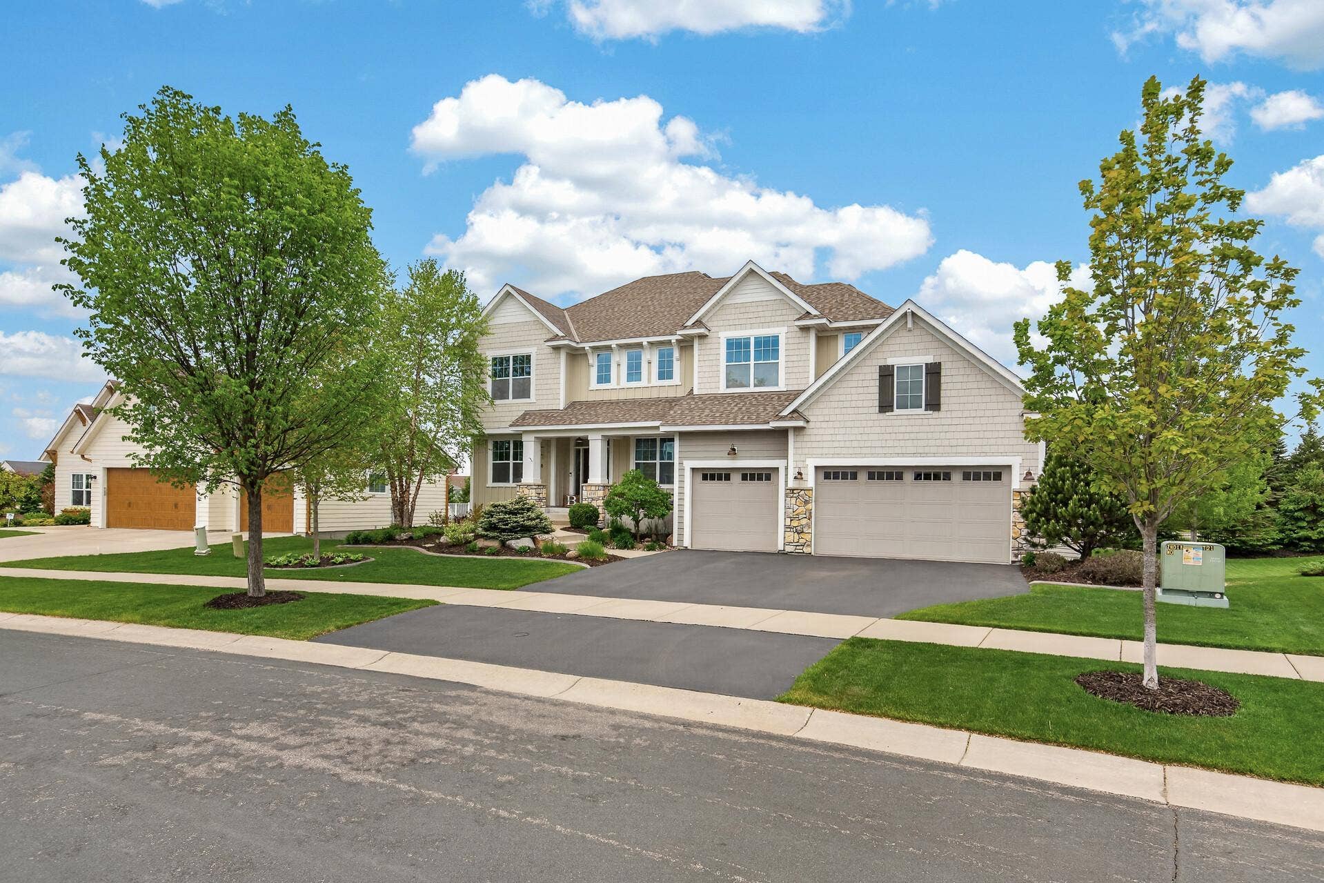 4146 N Lady Slipper Road, Lake Elmo, MN 55042 4146 N Lady Slipper Road, Lake Elmo, MN 55042