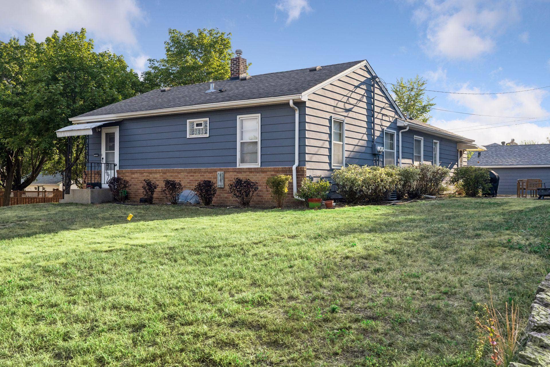 1538/1540 Hartford Avenue, 94, Saint Paul, MN 55116 1538/1540 Hartford Avenue, 94, Saint Paul, MN 55116
