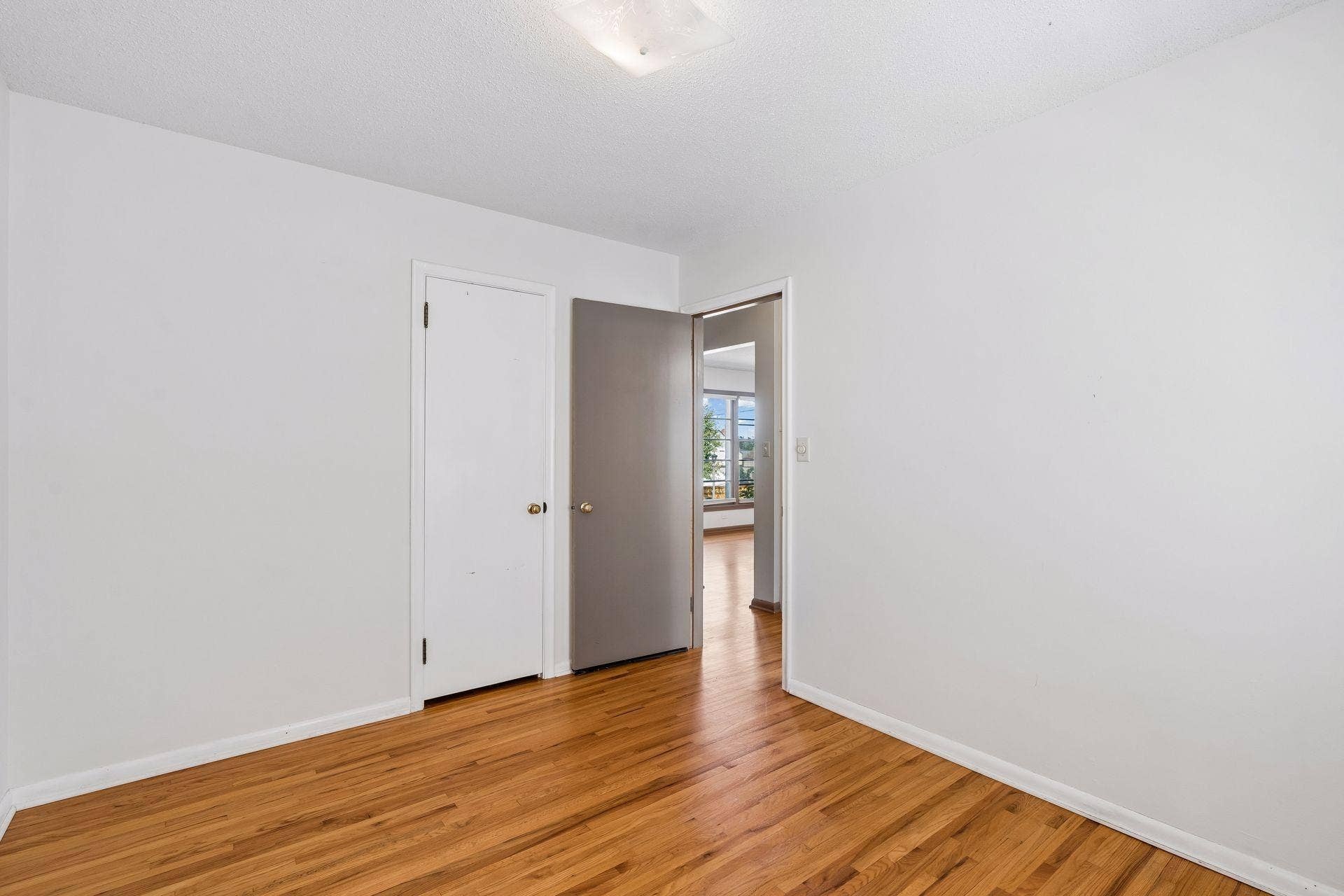 1538/1540 Hartford Avenue, 94, Saint Paul, MN 55116 1538/1540 Hartford Avenue, 94, Saint Paul, MN 55116