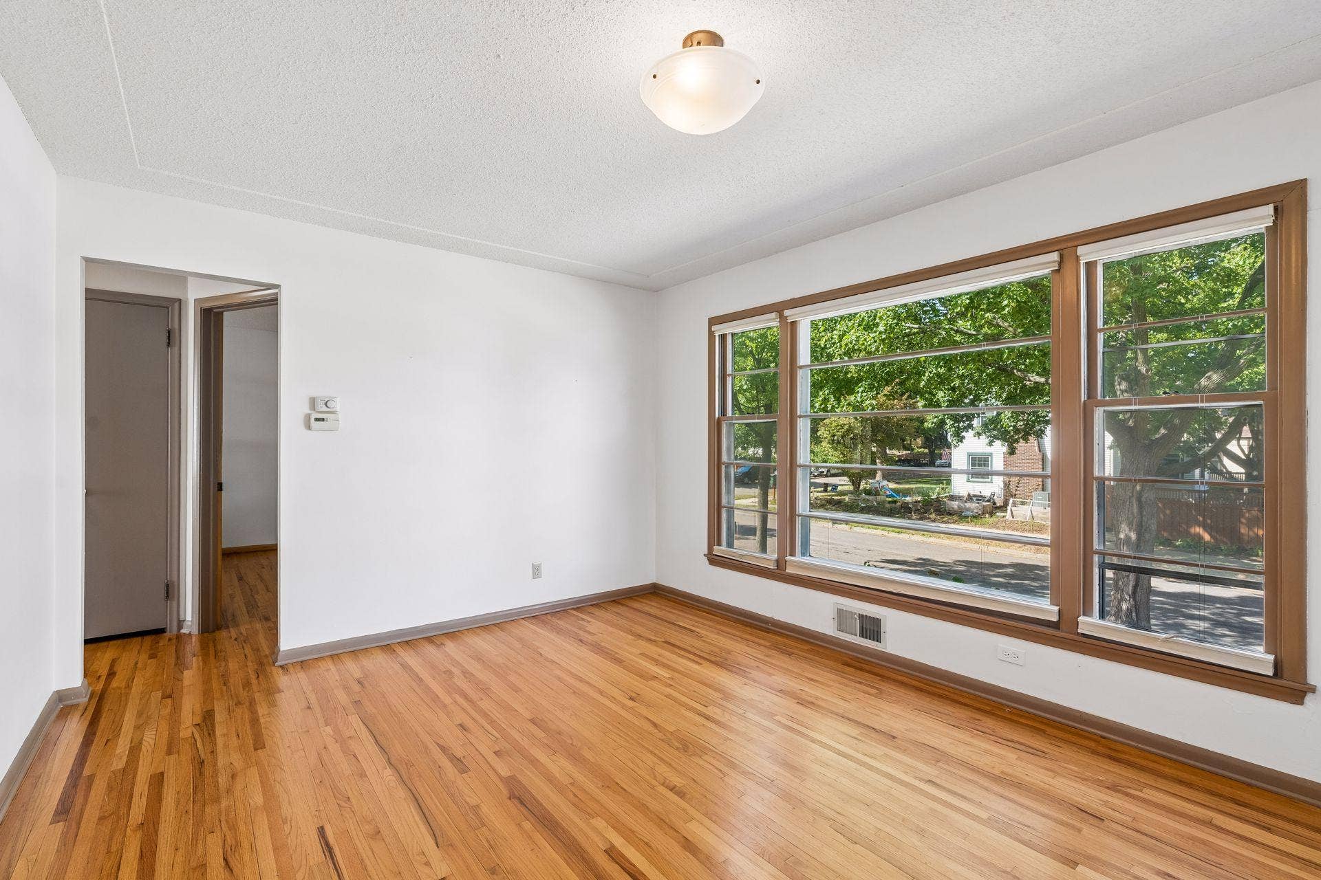1538/1540 Hartford Avenue, 94, Saint Paul, MN 55116 1538/1540 Hartford Avenue, 94, Saint Paul, MN 55116
