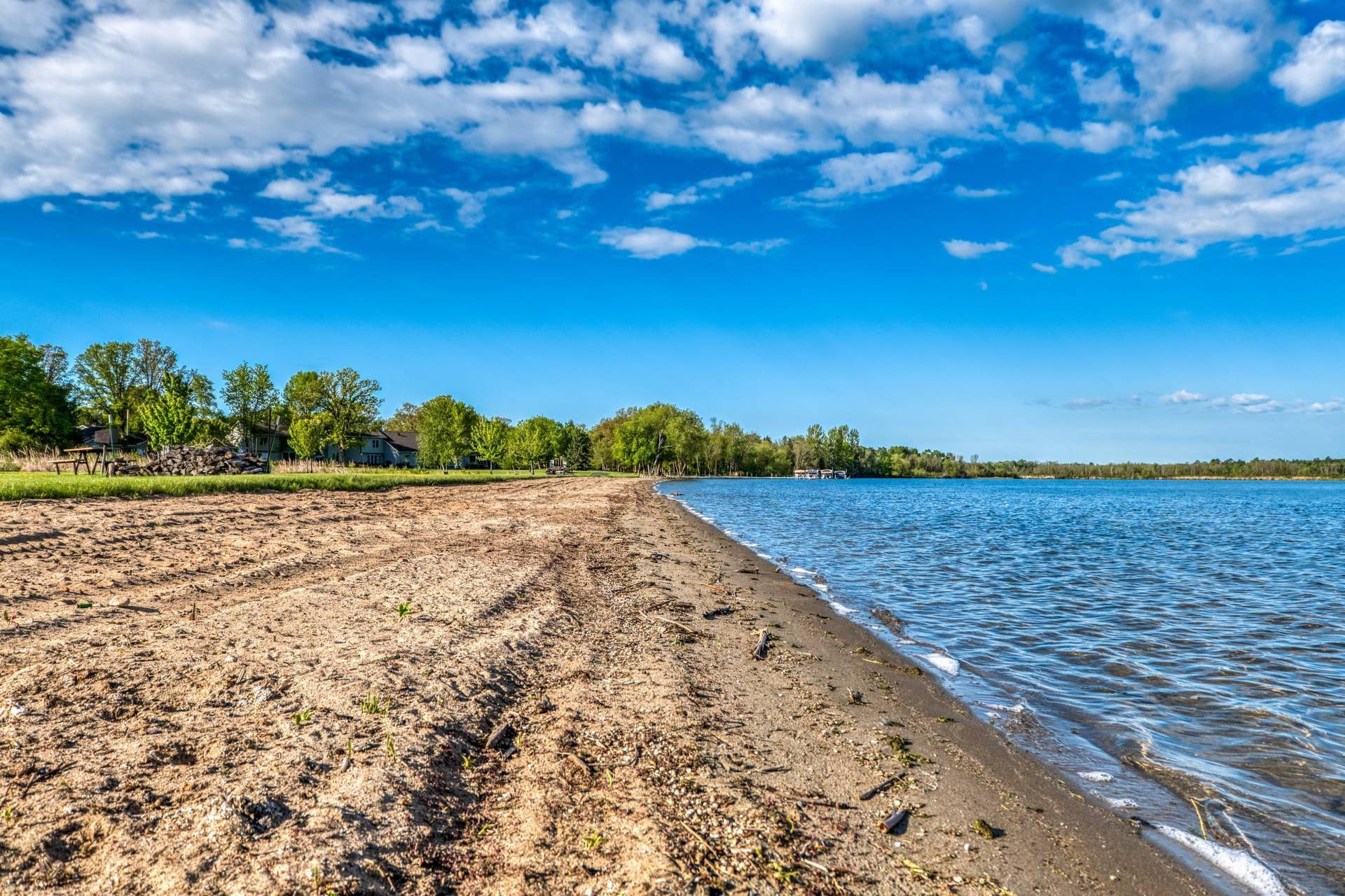 300 Roosevelt Road SW, #12, Bemidji, MN 56601 P1253674.jpg