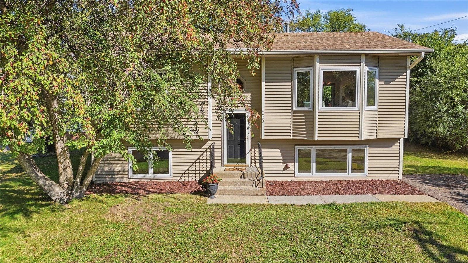 1420 Sylvan Street, 97, Saint Paul, MN 55117 1420 Sylvan Street, 97, Saint Paul, MN 55117