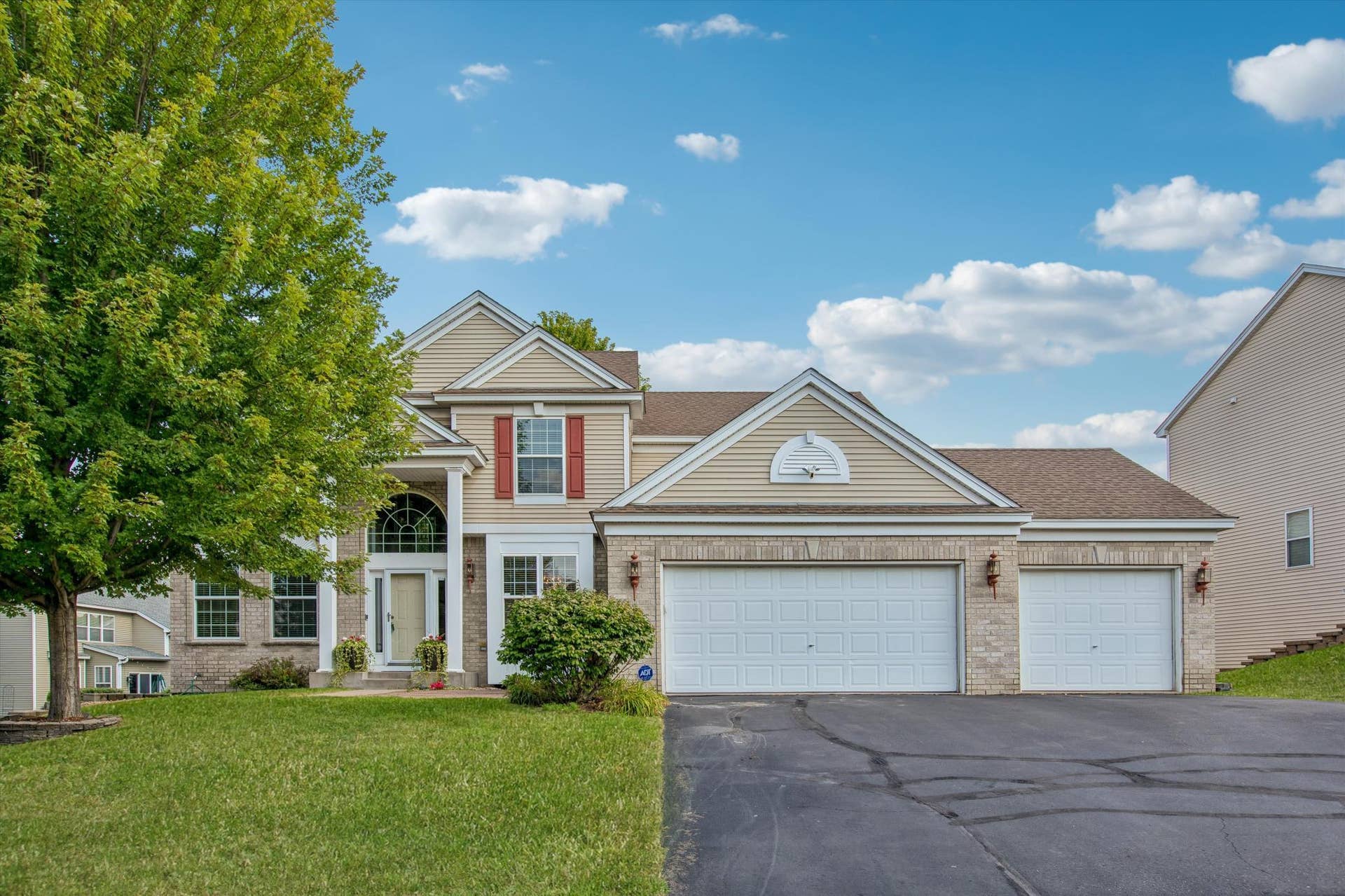 7221 Lydia Lane, Woodbury, MN 55125 01-B31A8141.jpg