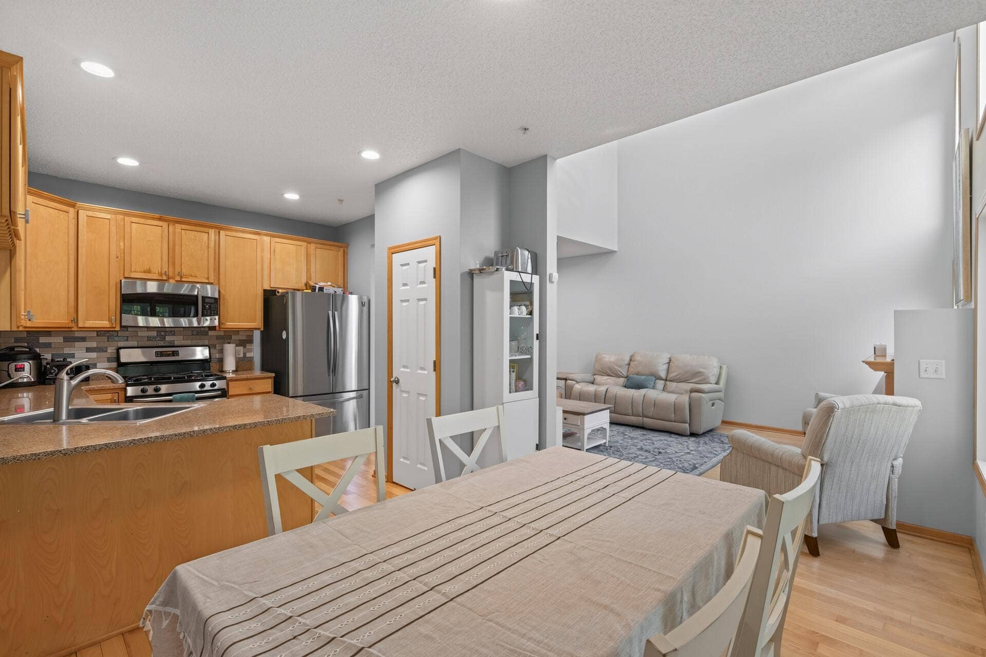 5058 Yuma Lane N, Plymouth, MN 55446 5058 Yuma Lane N, Plymouth, MN 55446