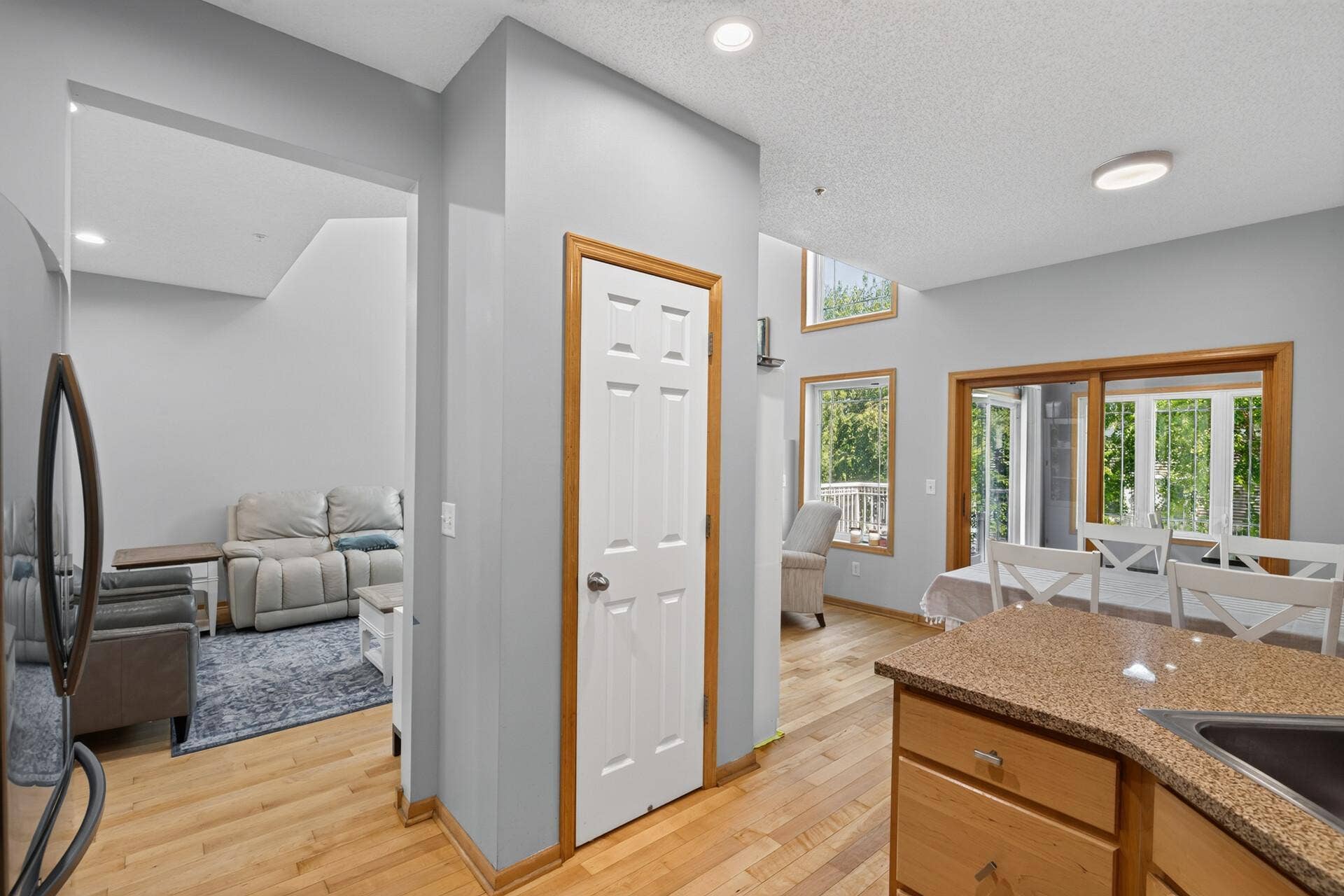 5058 Yuma Lane N, Plymouth, MN 55446 5058 Yuma Lane N, Plymouth, MN 55446