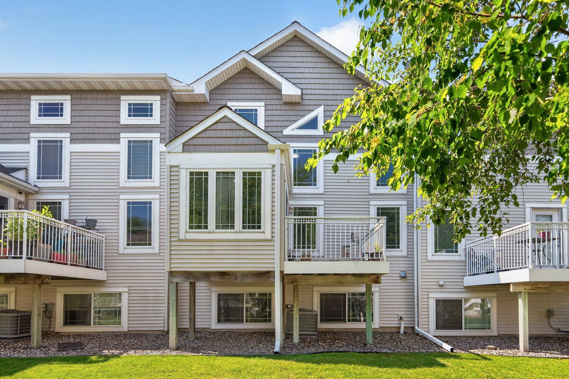5058 Yuma Lane N, Plymouth, MN 55446 5058 Yuma Lane N, Plymouth, MN 55446