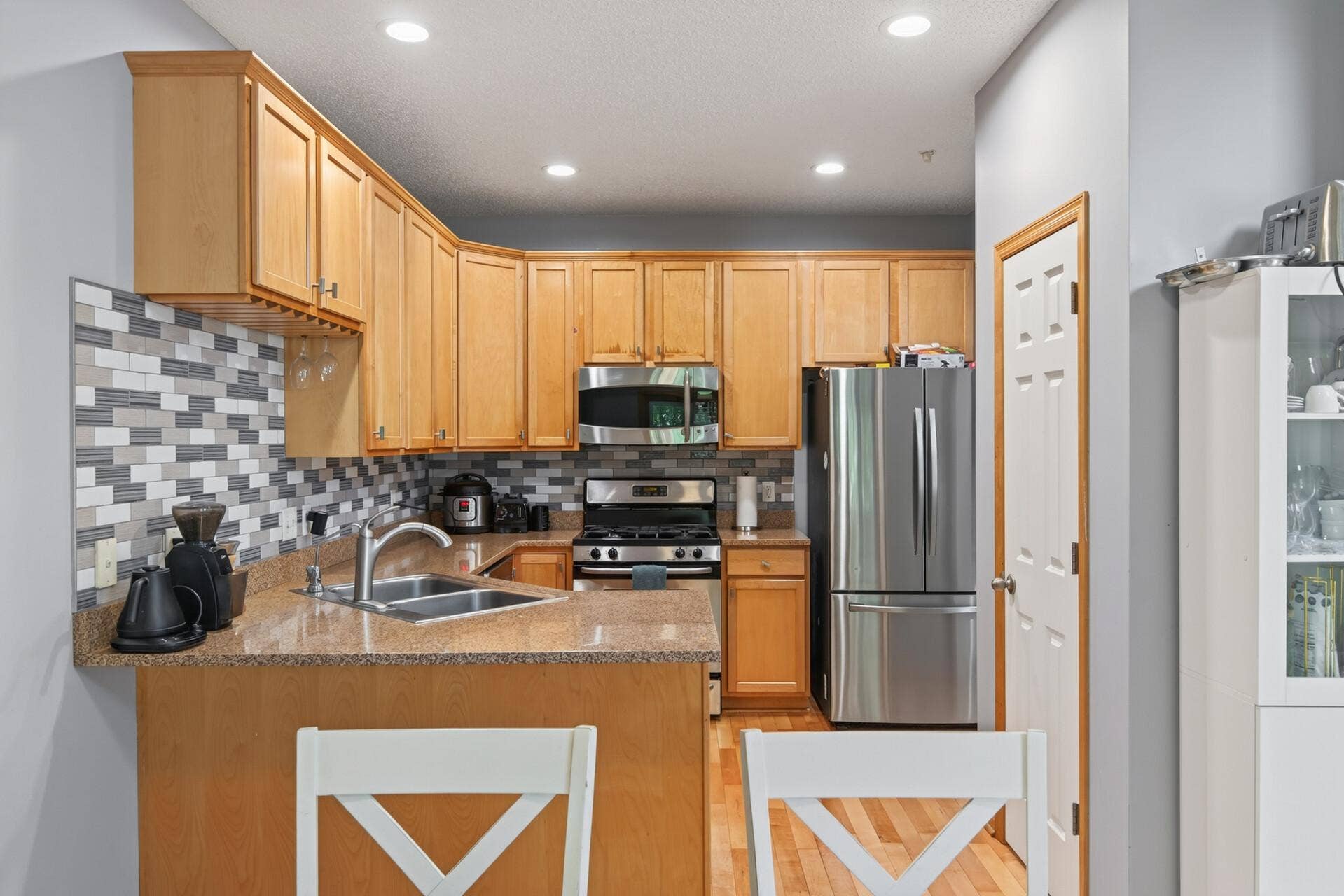 5058 Yuma Lane N, Plymouth, MN 55446 5058 Yuma Lane N, Plymouth, MN 55446