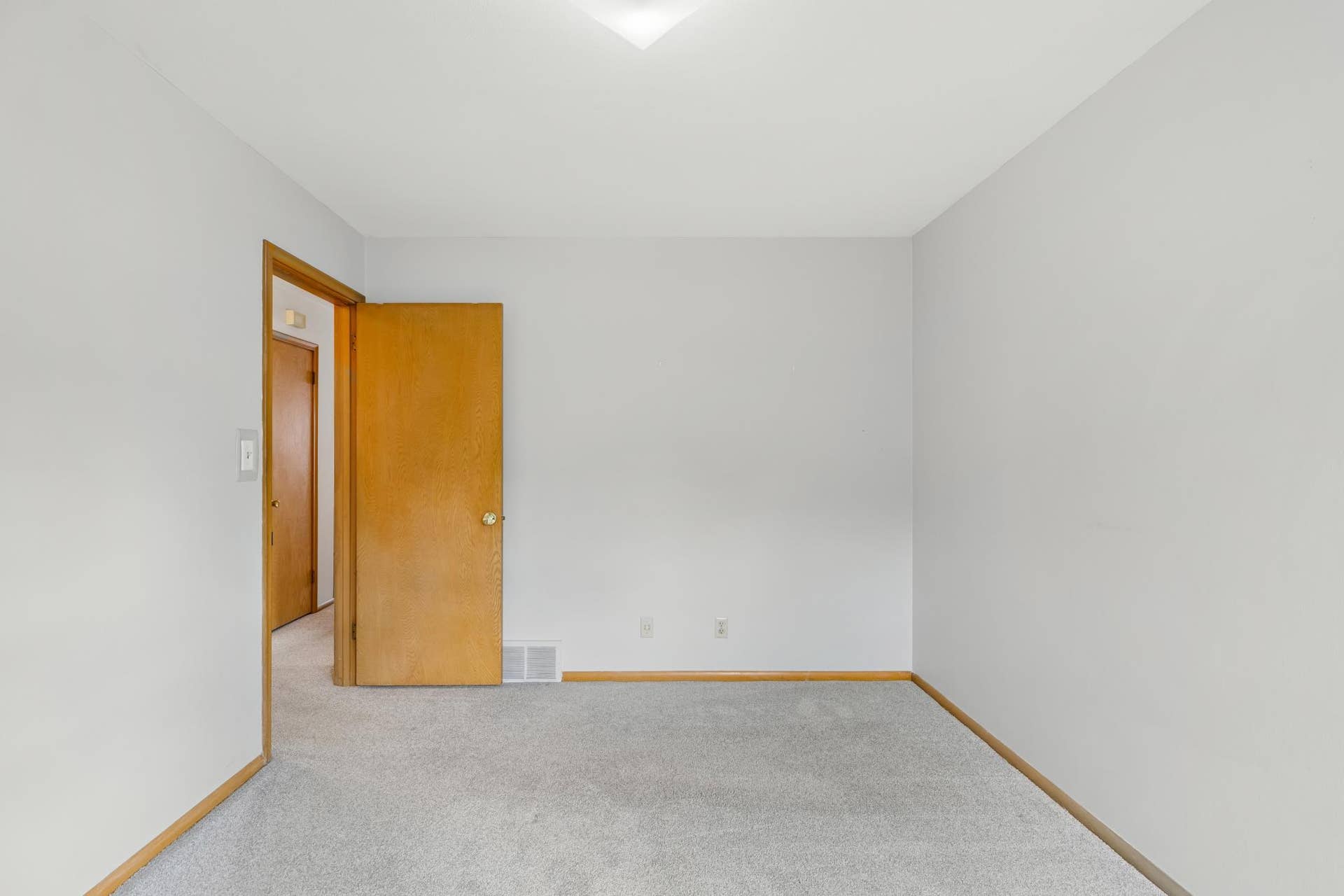 2047 Morgan Avenue, 94, Saint Paul, MN 55116 2047 Morgan Avenue, 94, Saint Paul, MN 55116