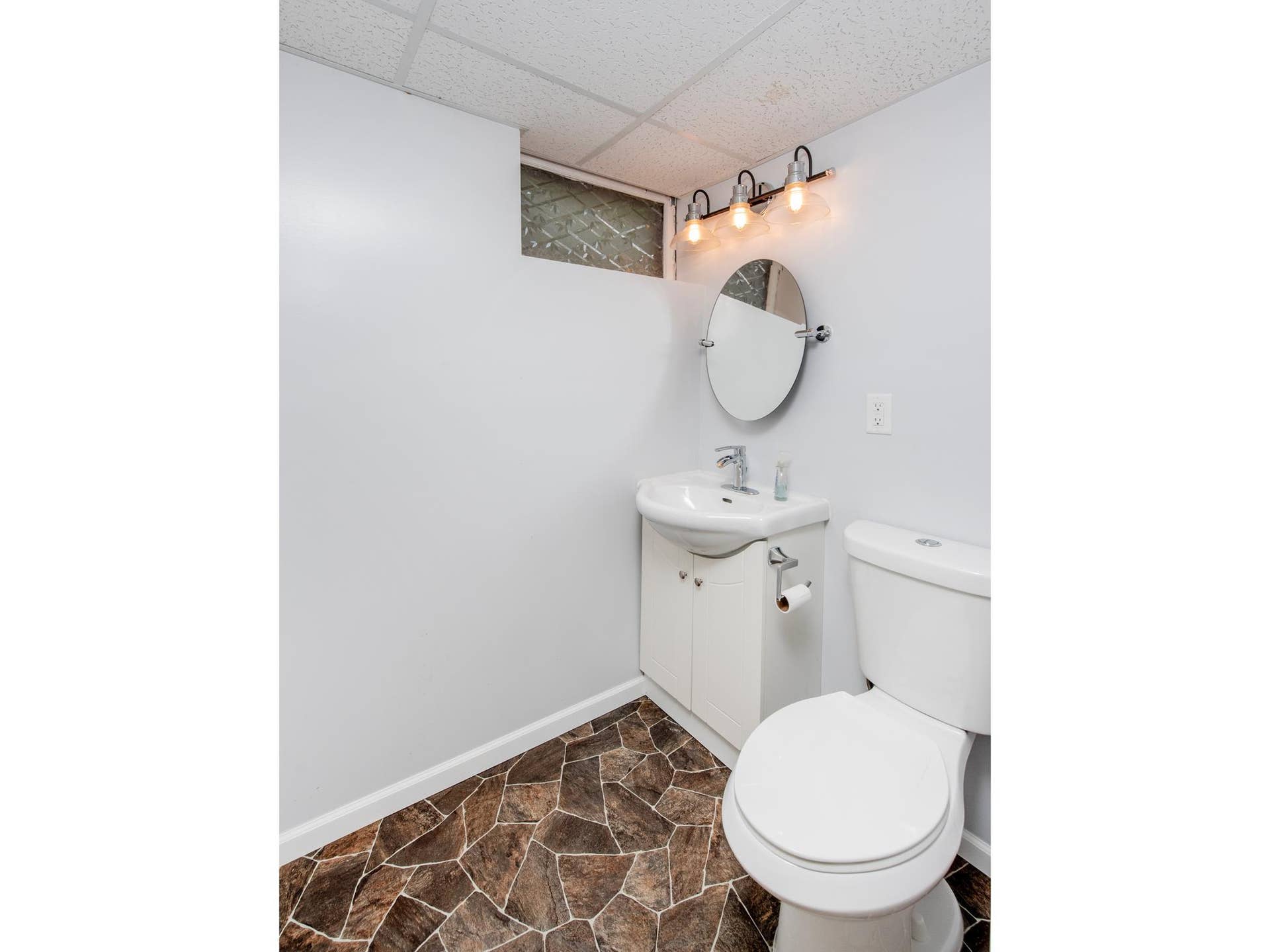 3/4 lower level bath