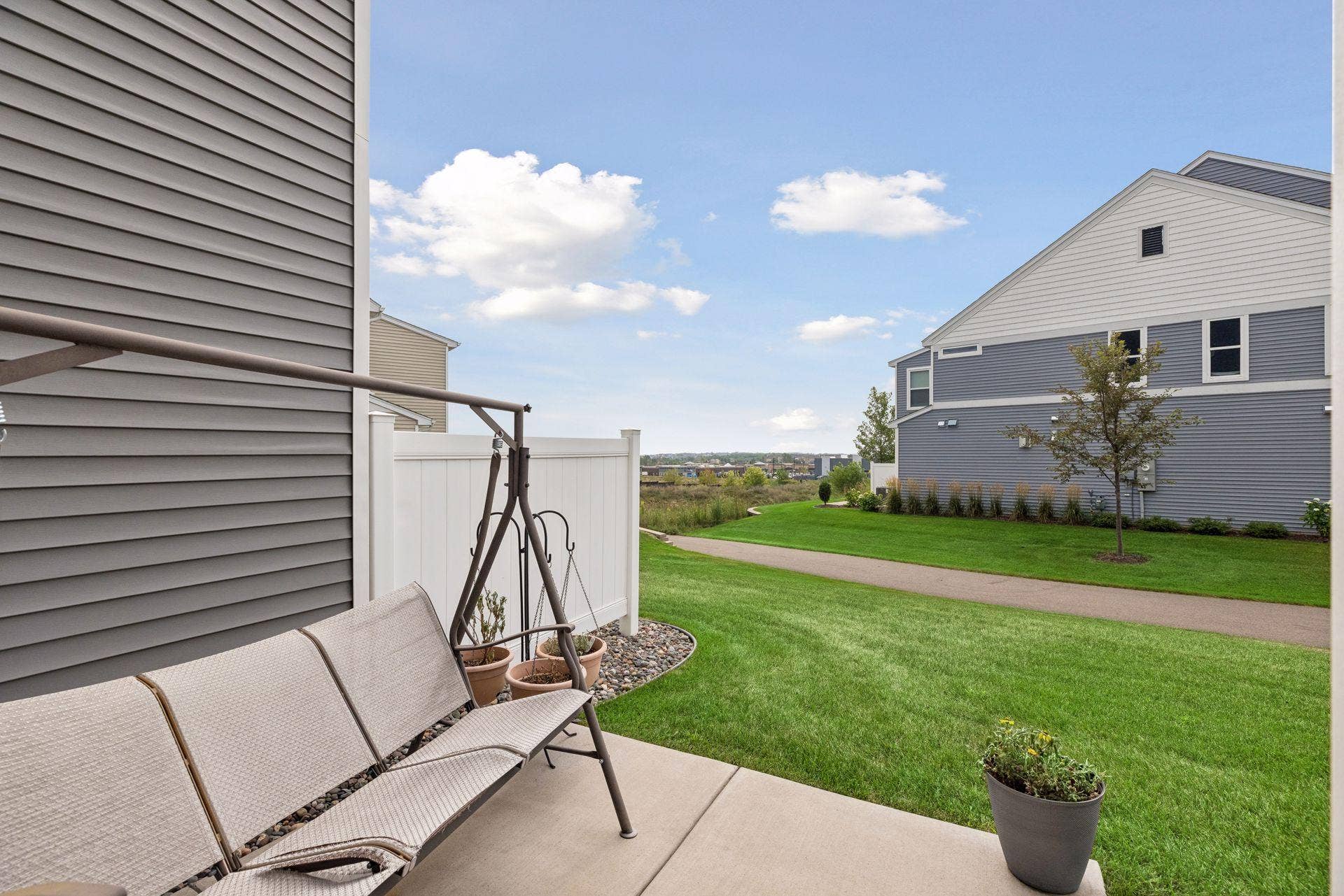 9729 4th Street N, Lake Elmo, MN 55042 9729 4th Street N, Lake Elmo, MN 55042