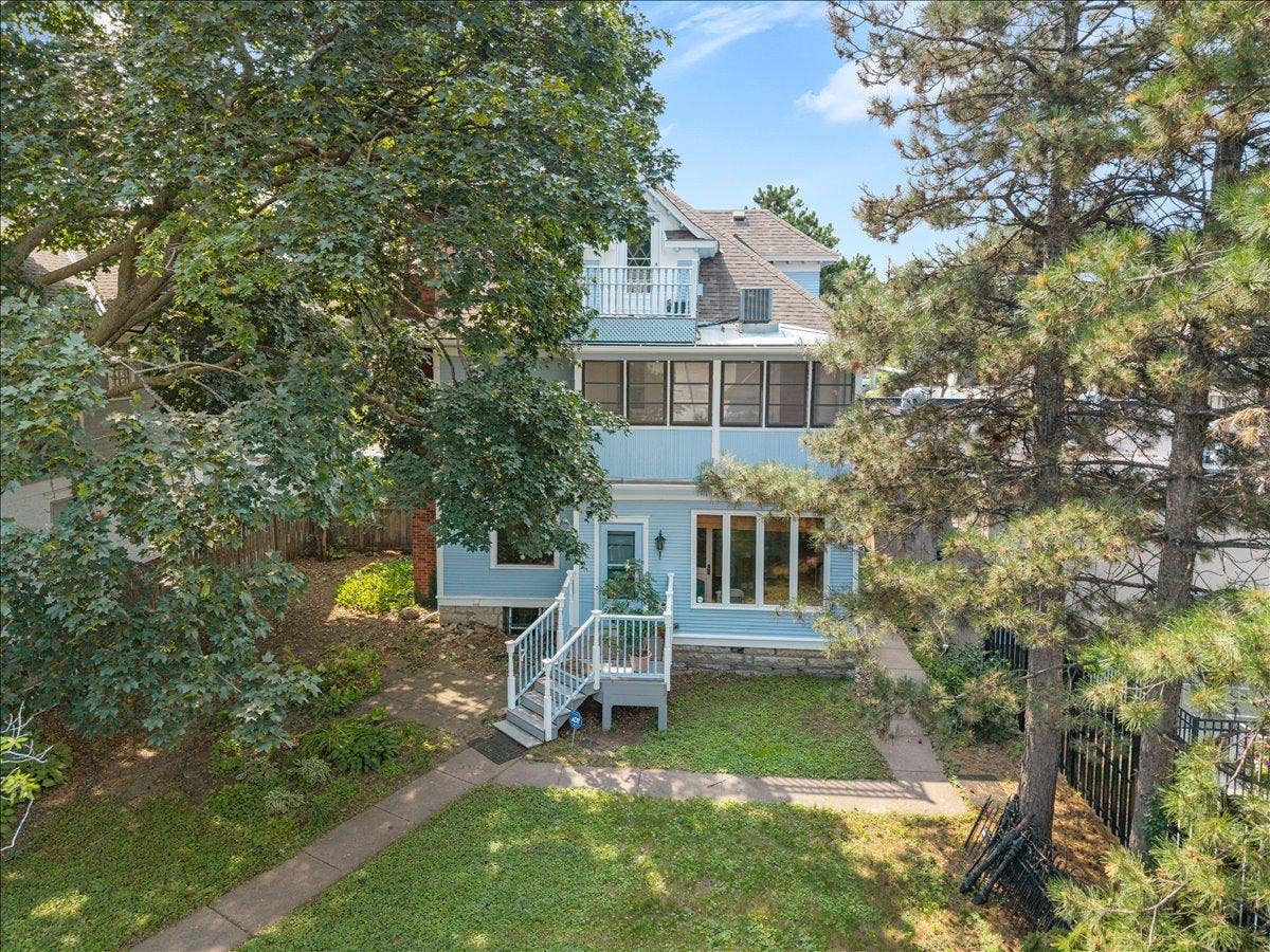 1033 Grand Avenue, 100, Saint Paul, MN 55105 5-DJI_20260806115913_0206_D.jpg