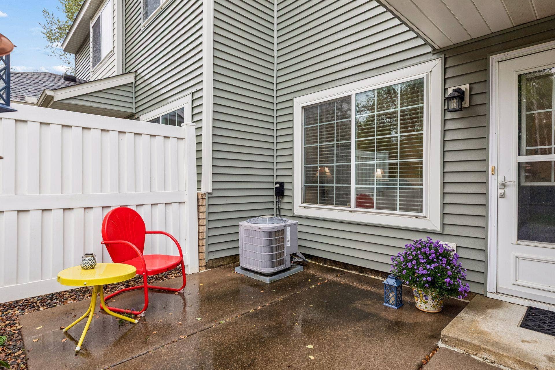 6991 21st Street N, Oakdale, MN 55128 6991 21st Street N, Oakdale, MN 55128